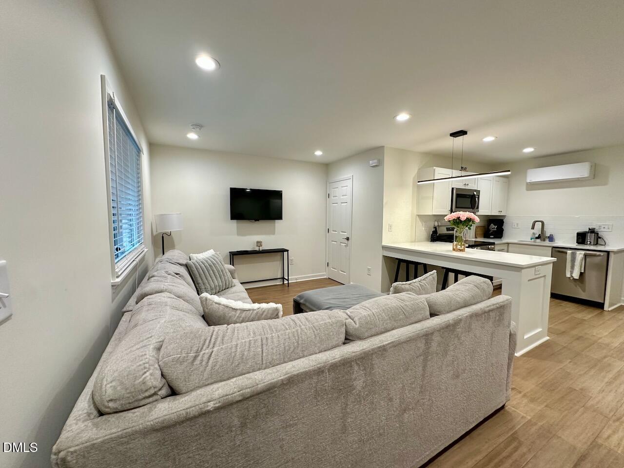 1309 Hudson Avenue # A16