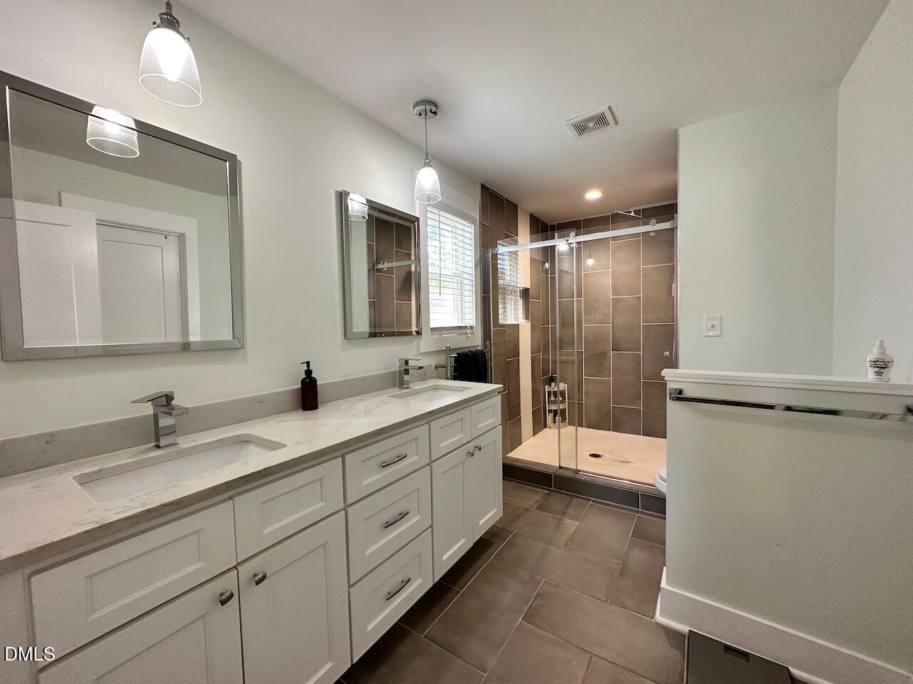 1006 E Martin Street