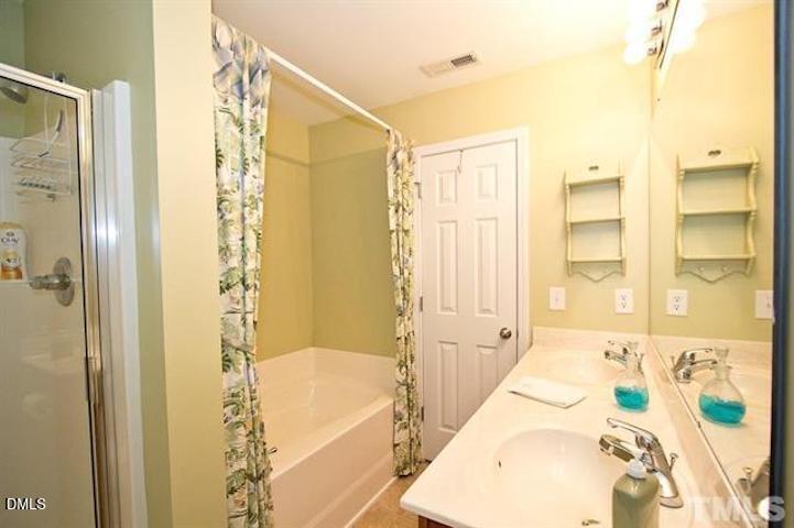 1036 Mica Lamp Court