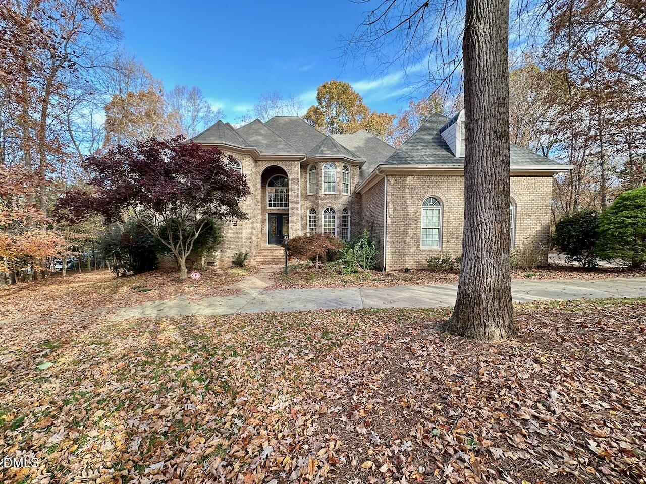 540 Vista Del Lago Lane