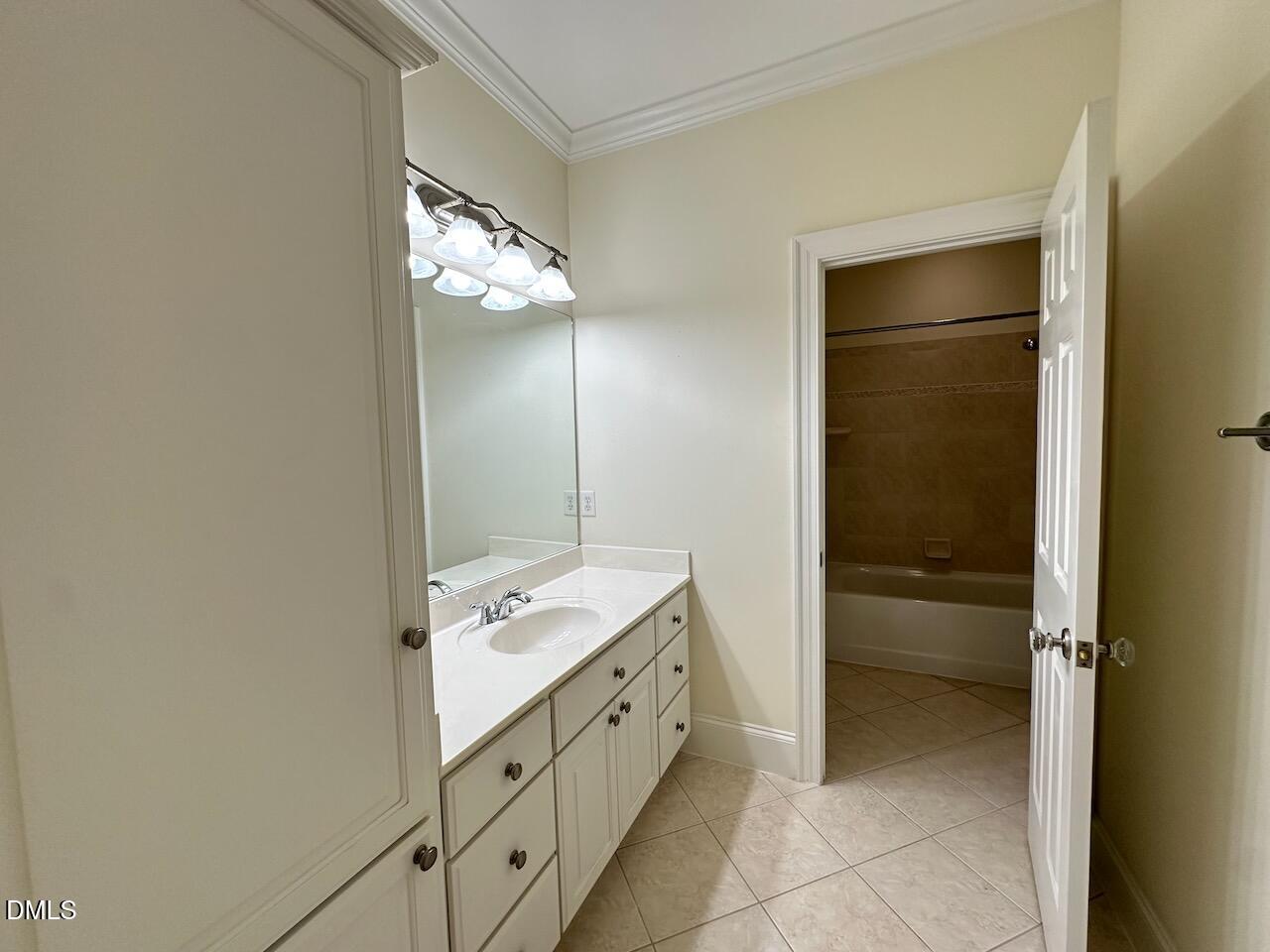 540 Vista Del Lago Lane