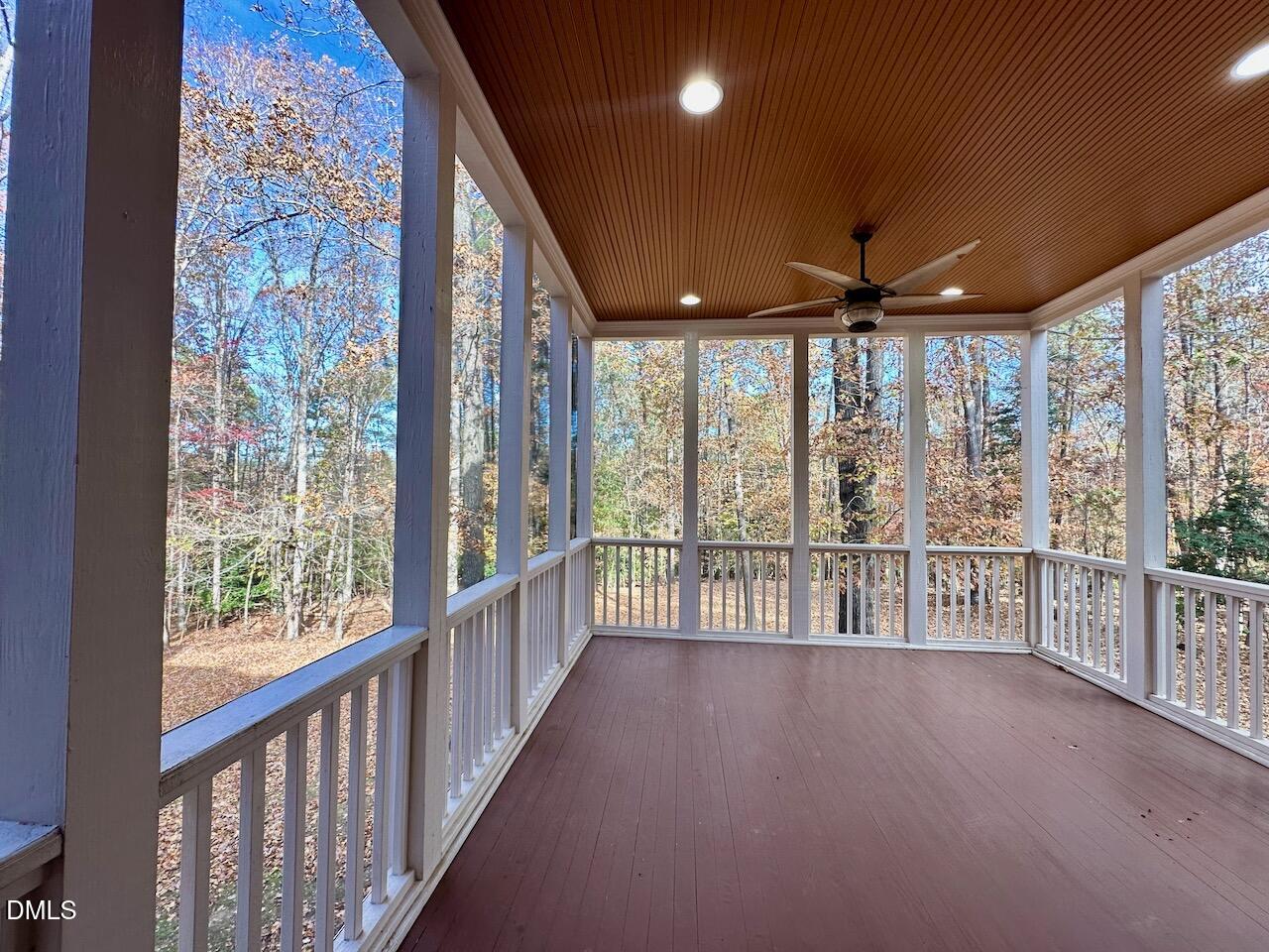 540 Vista Del Lago Lane