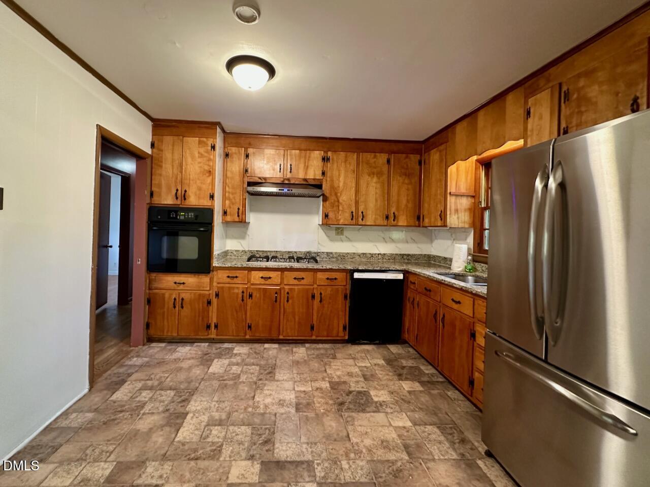 3421 Huntleigh Drive