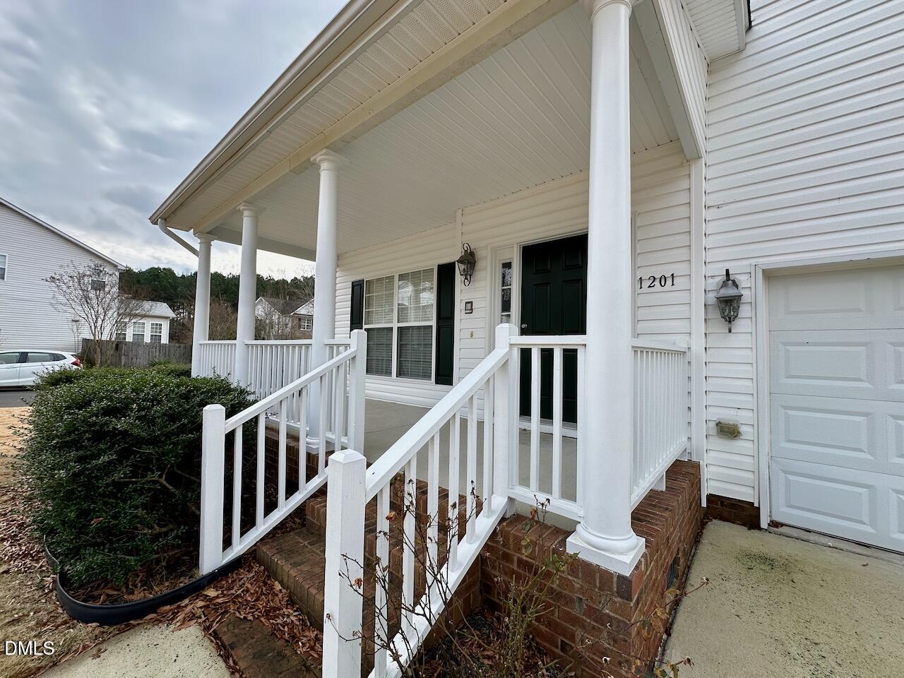 1201 Woodlands Creek Way