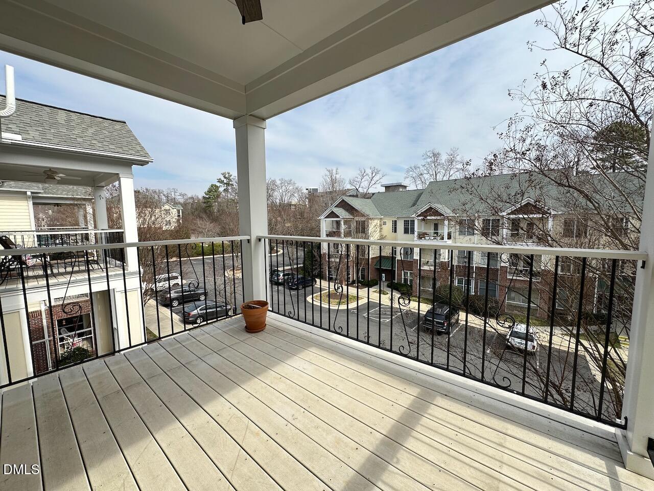 900 Canenaugh Drive # 305