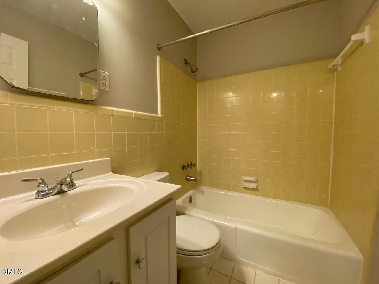 4706 Blue Bird Court # I