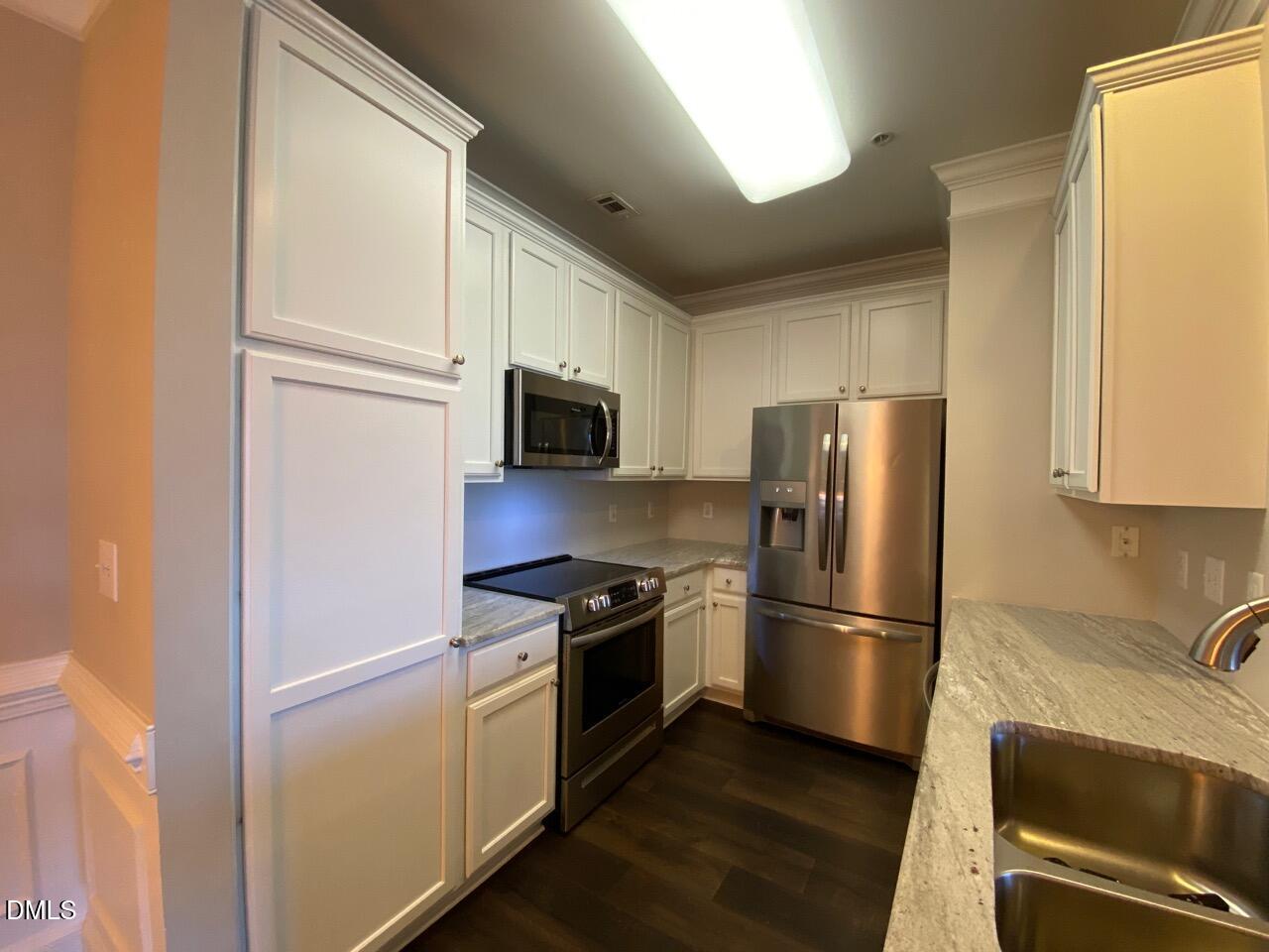 421 Waterford Lake Drive # 421