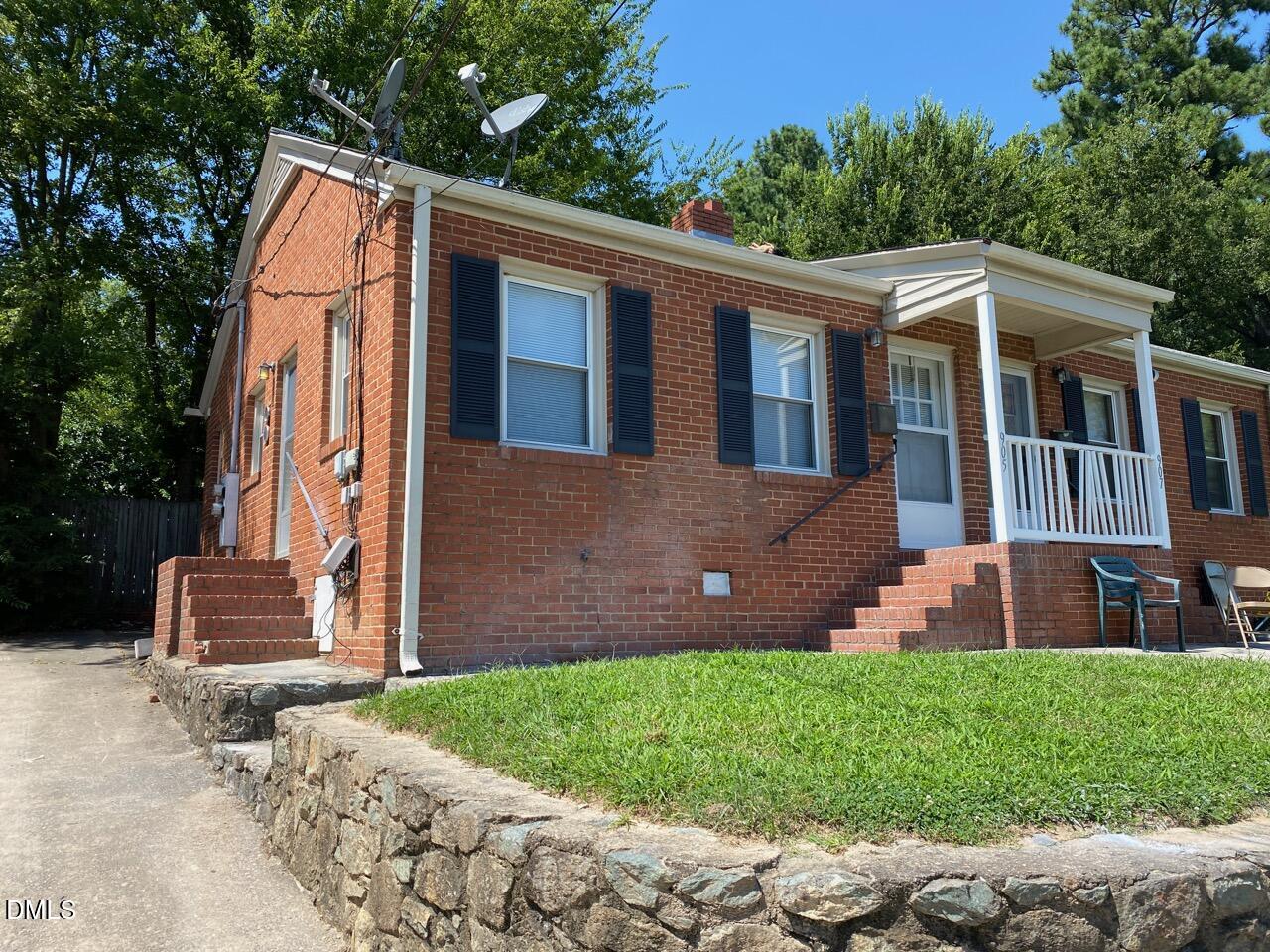 905 Bunn Terrace