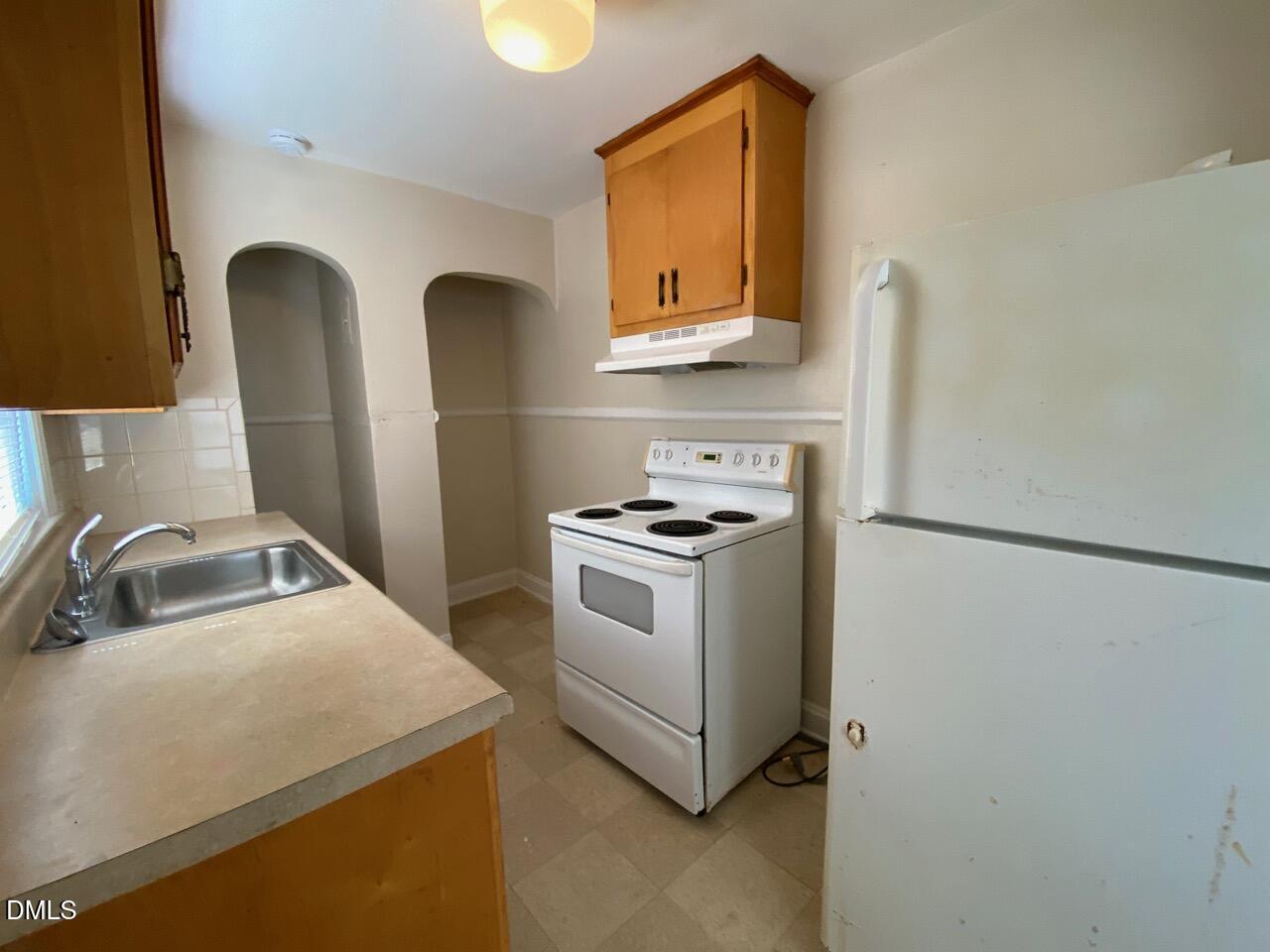 905 Bunn Terrace