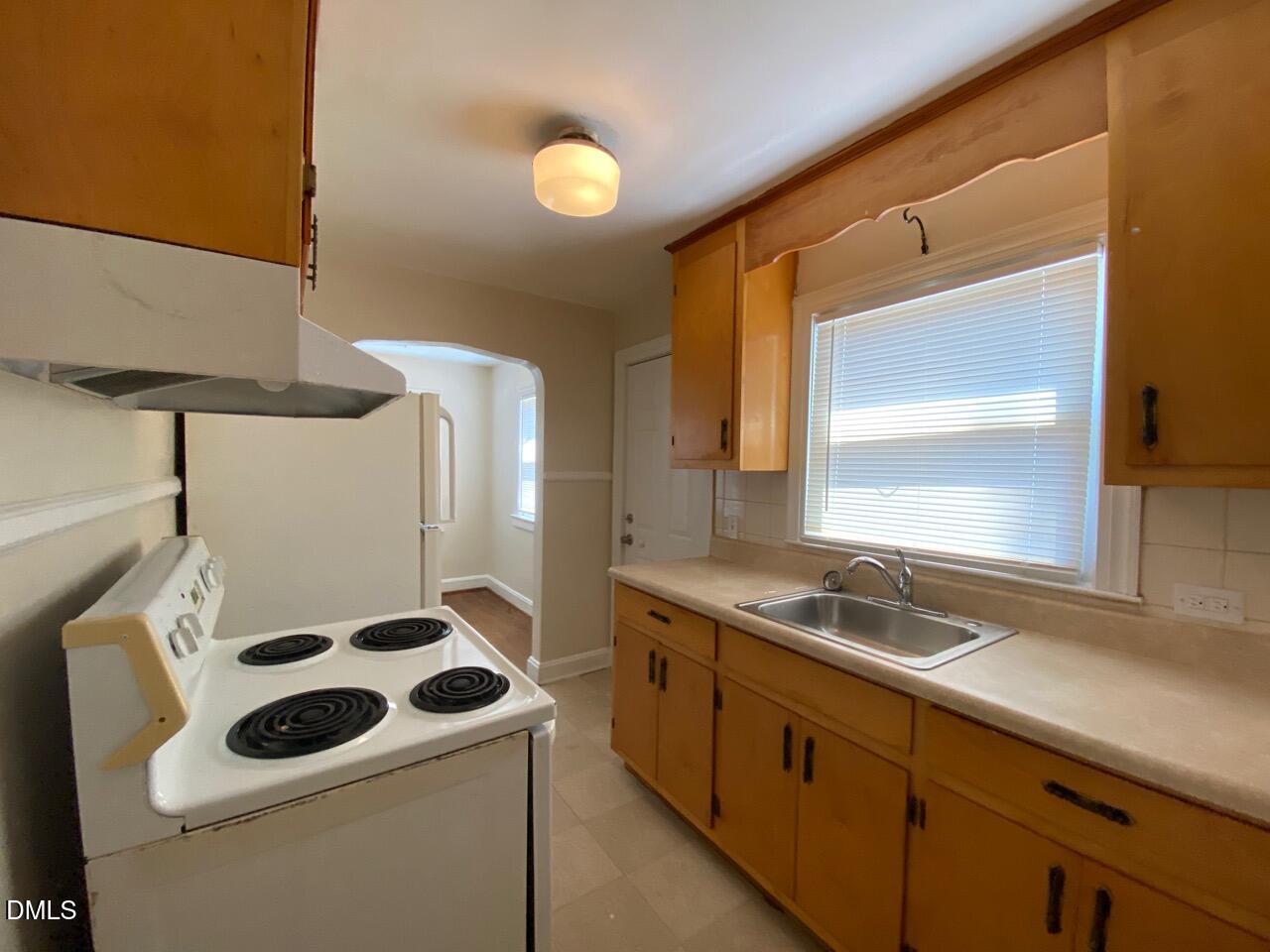 905 Bunn Terrace