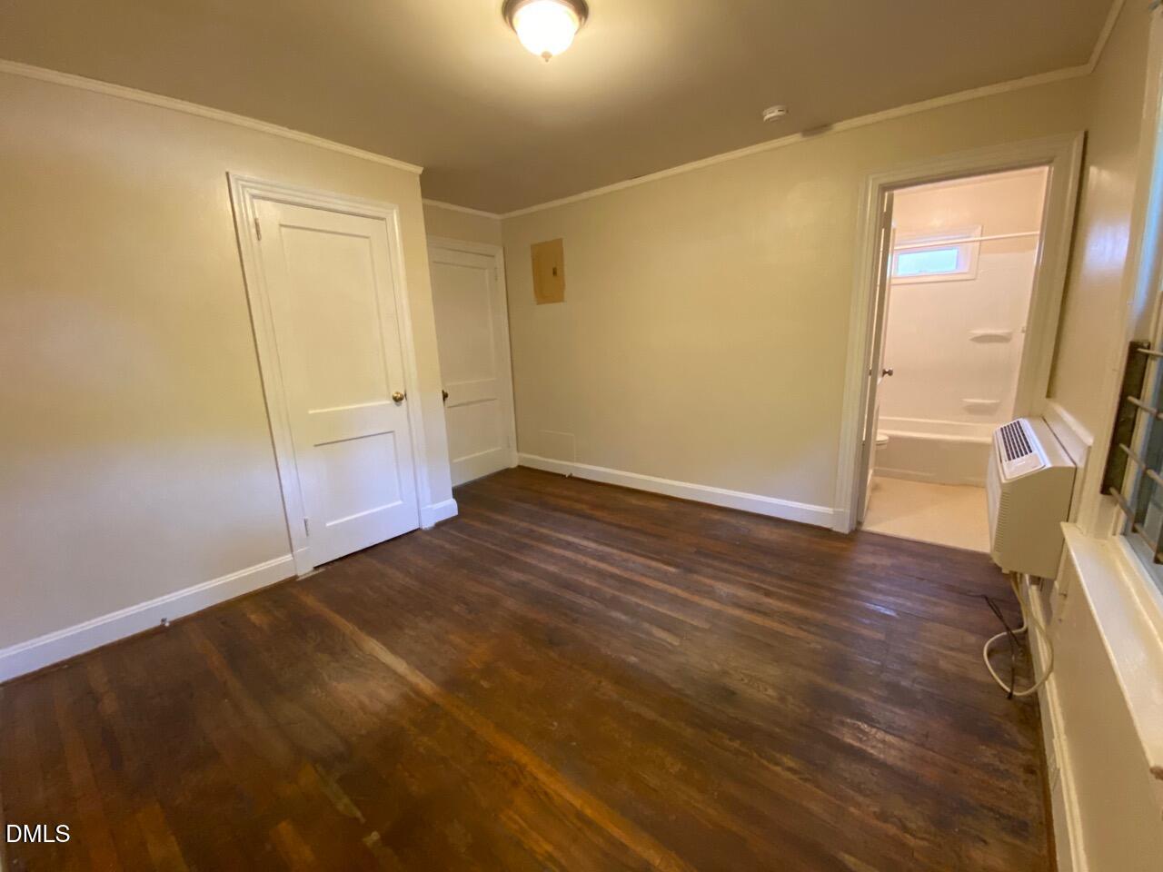 905 Bunn Terrace