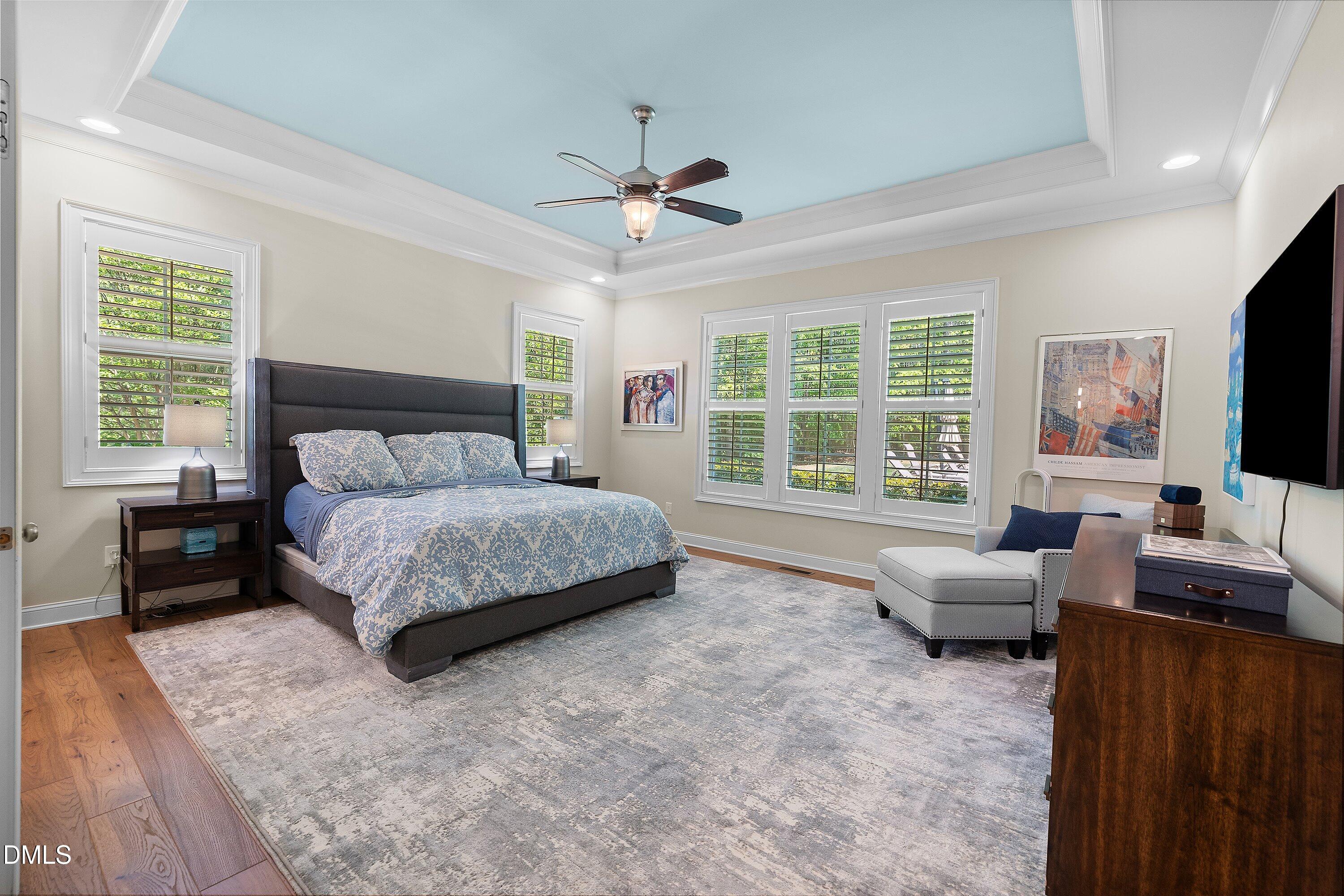 1536 Rock Dove Way