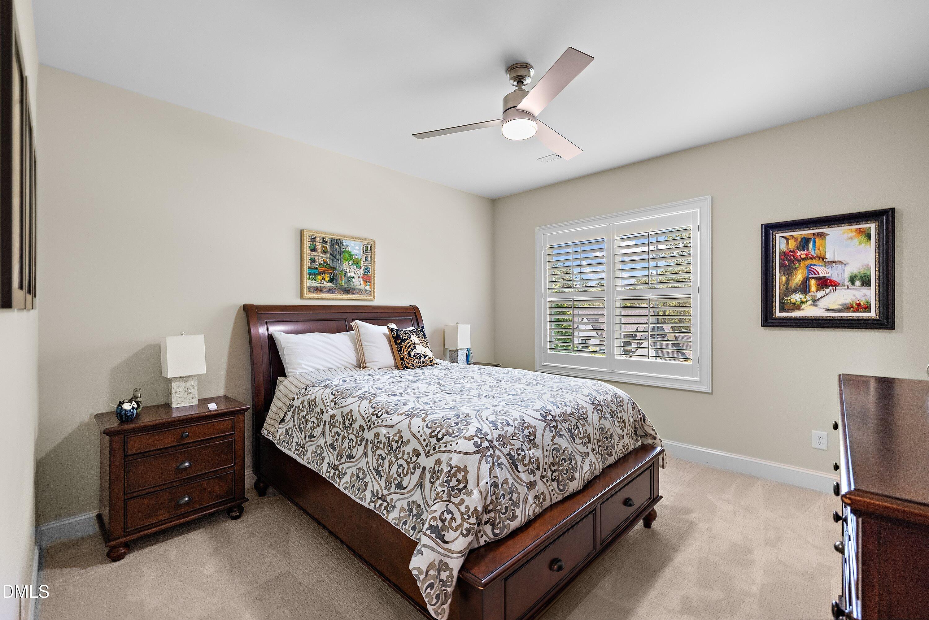1536 Rock Dove Way
