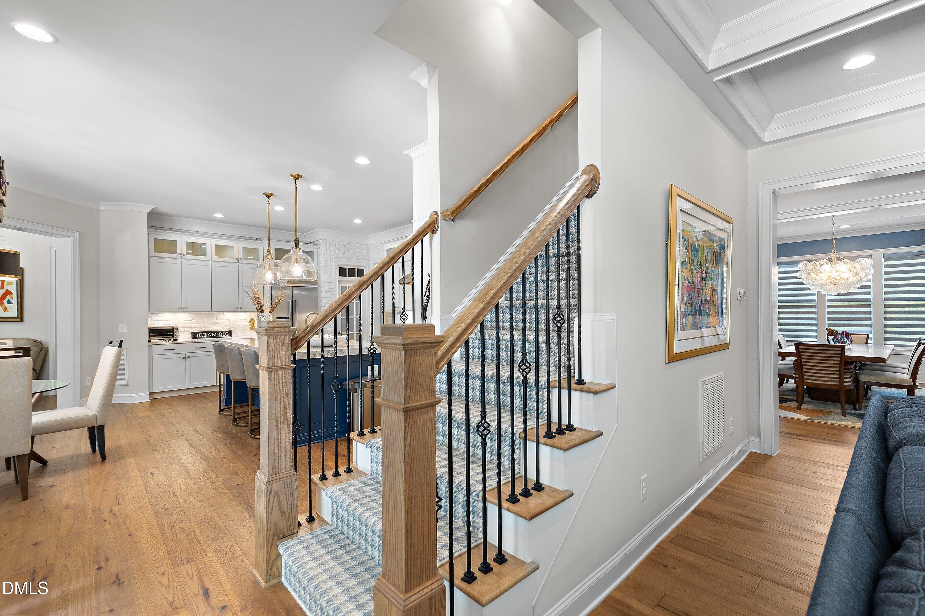 1536 Rock Dove Way