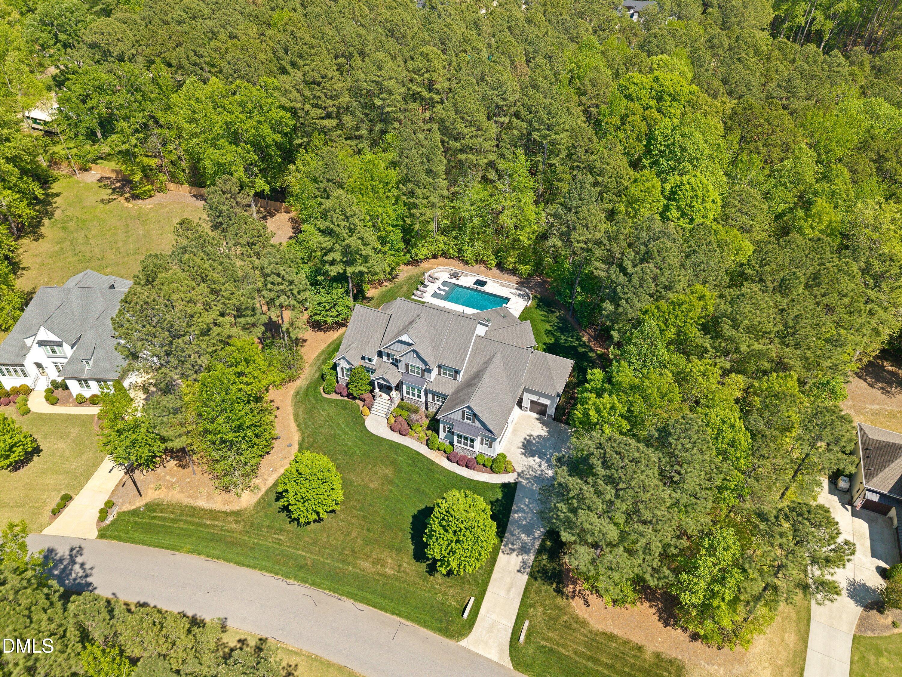 1536 Rock Dove Way