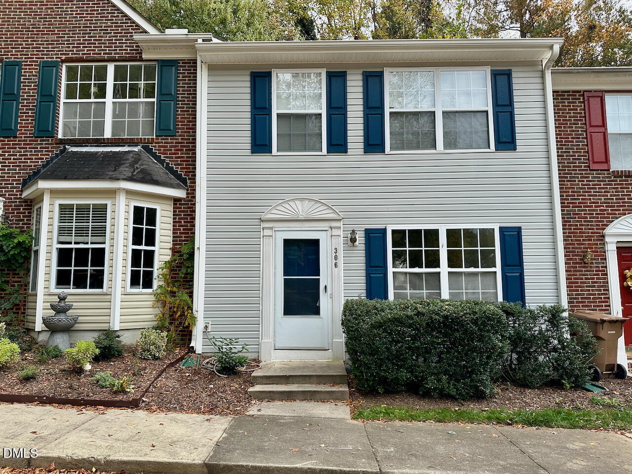 306 Black Bird Court