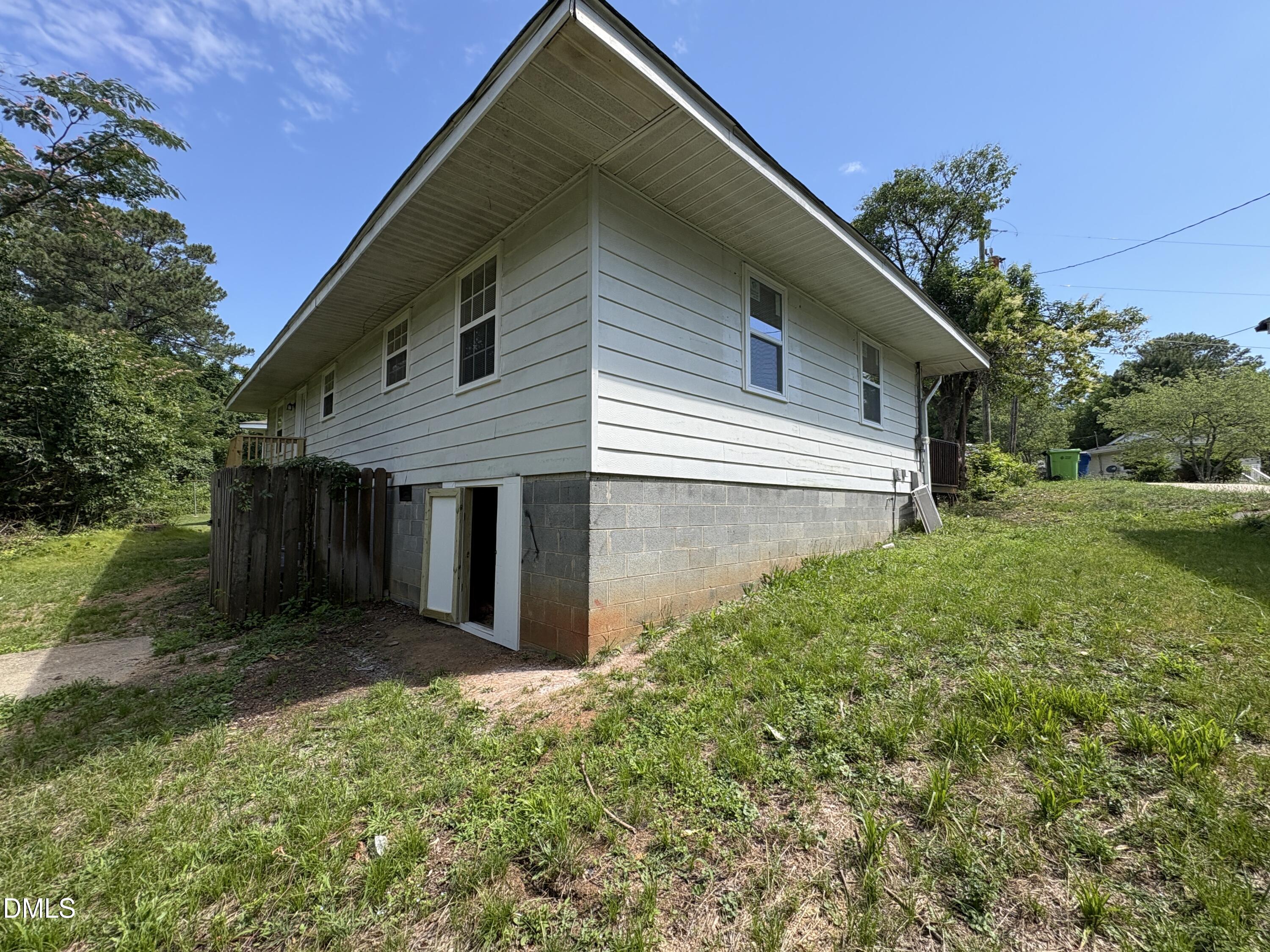 1704 Sundial Place