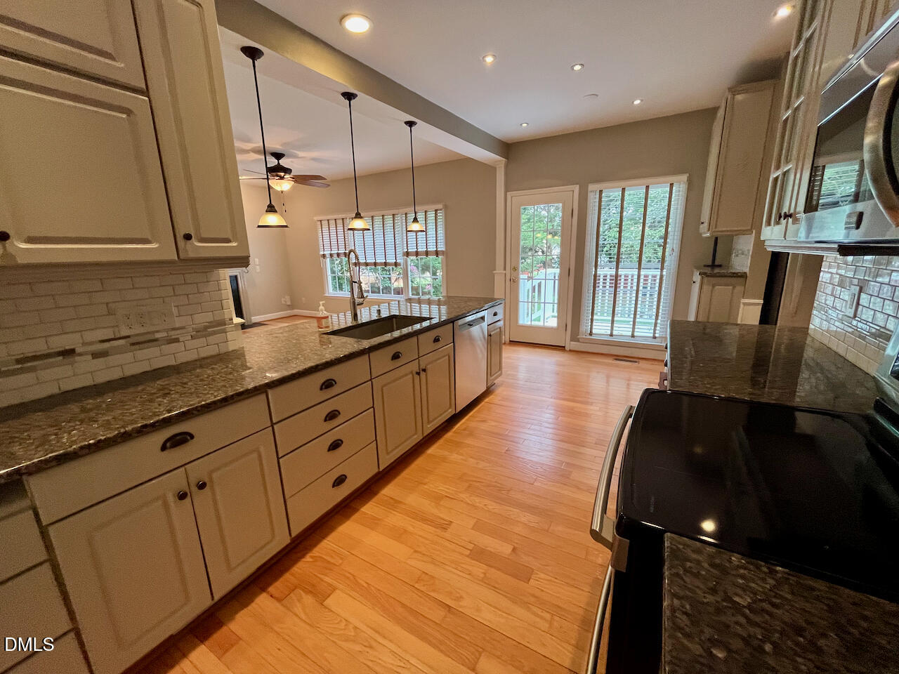 18 Garden Hills Court