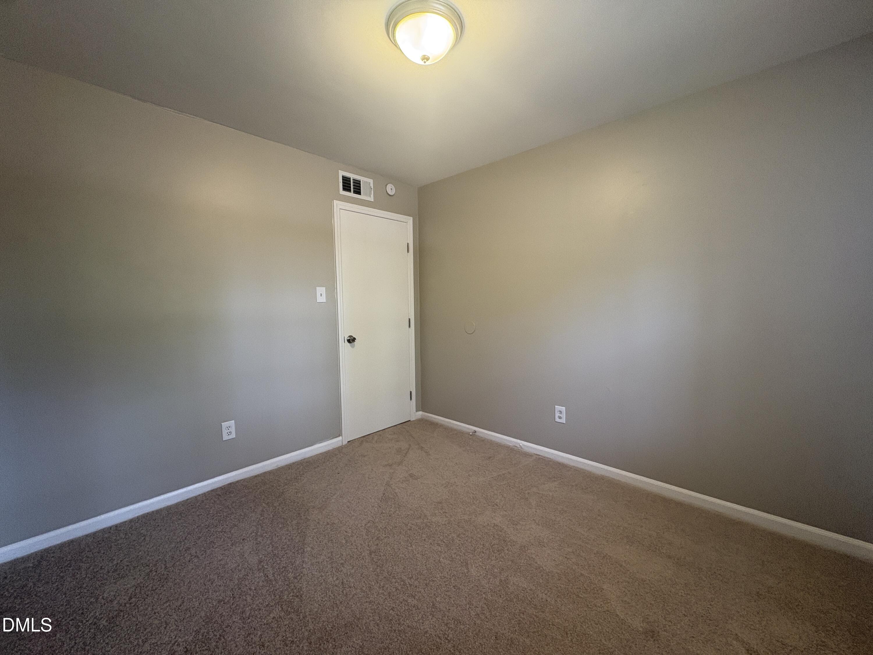 745 Grantland Drive