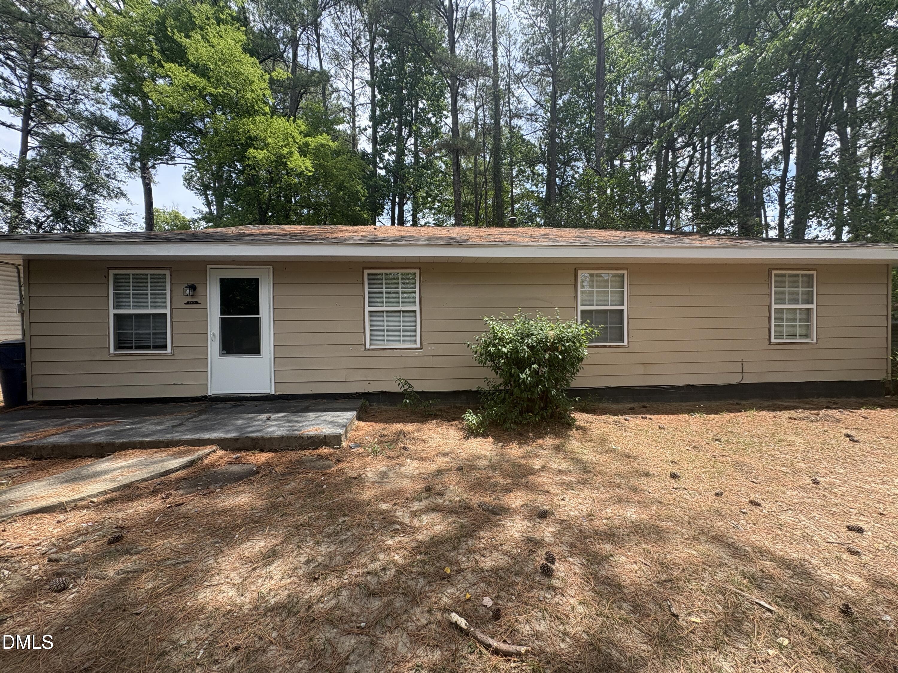 745 Grantland Drive