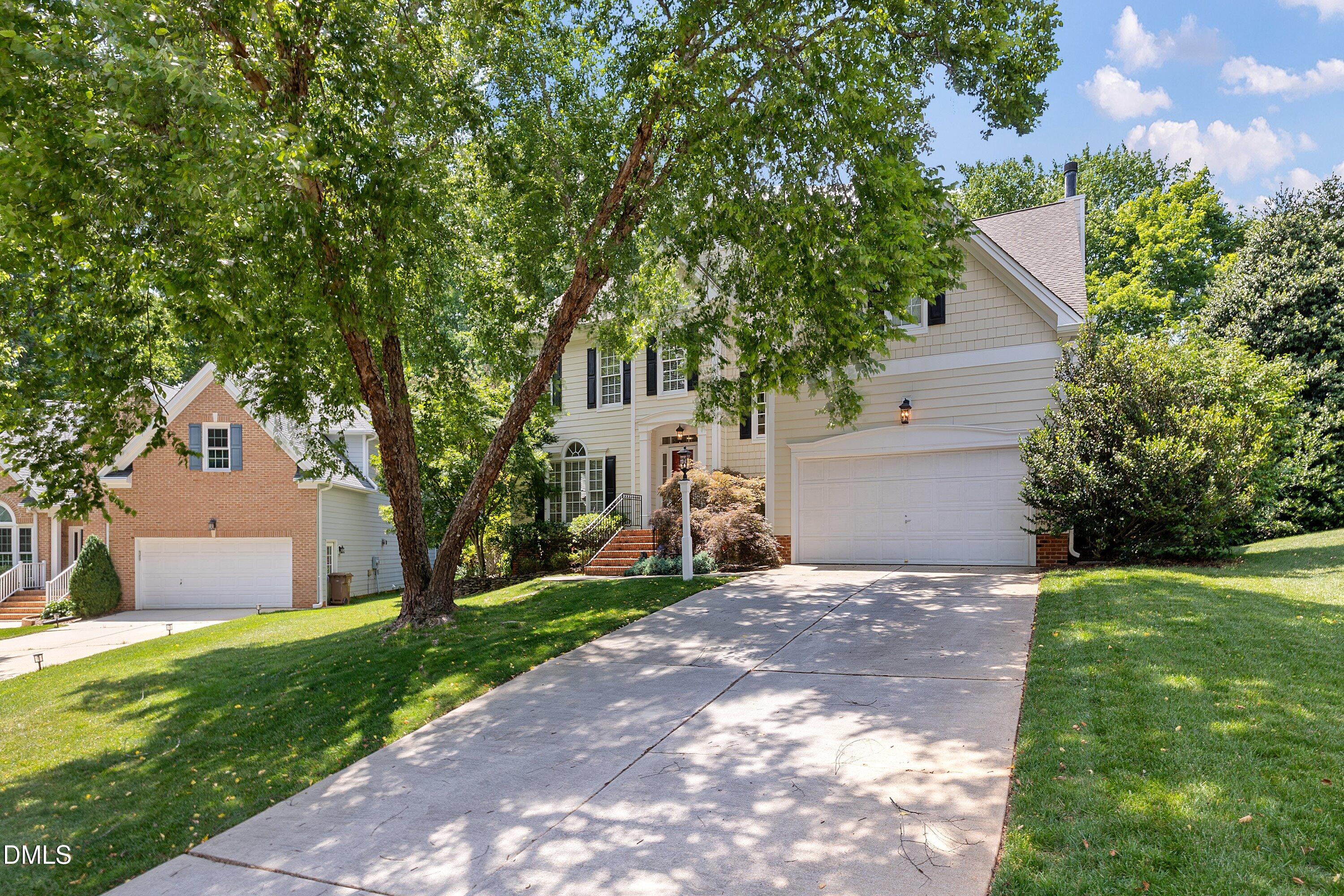 100 Marsden Court