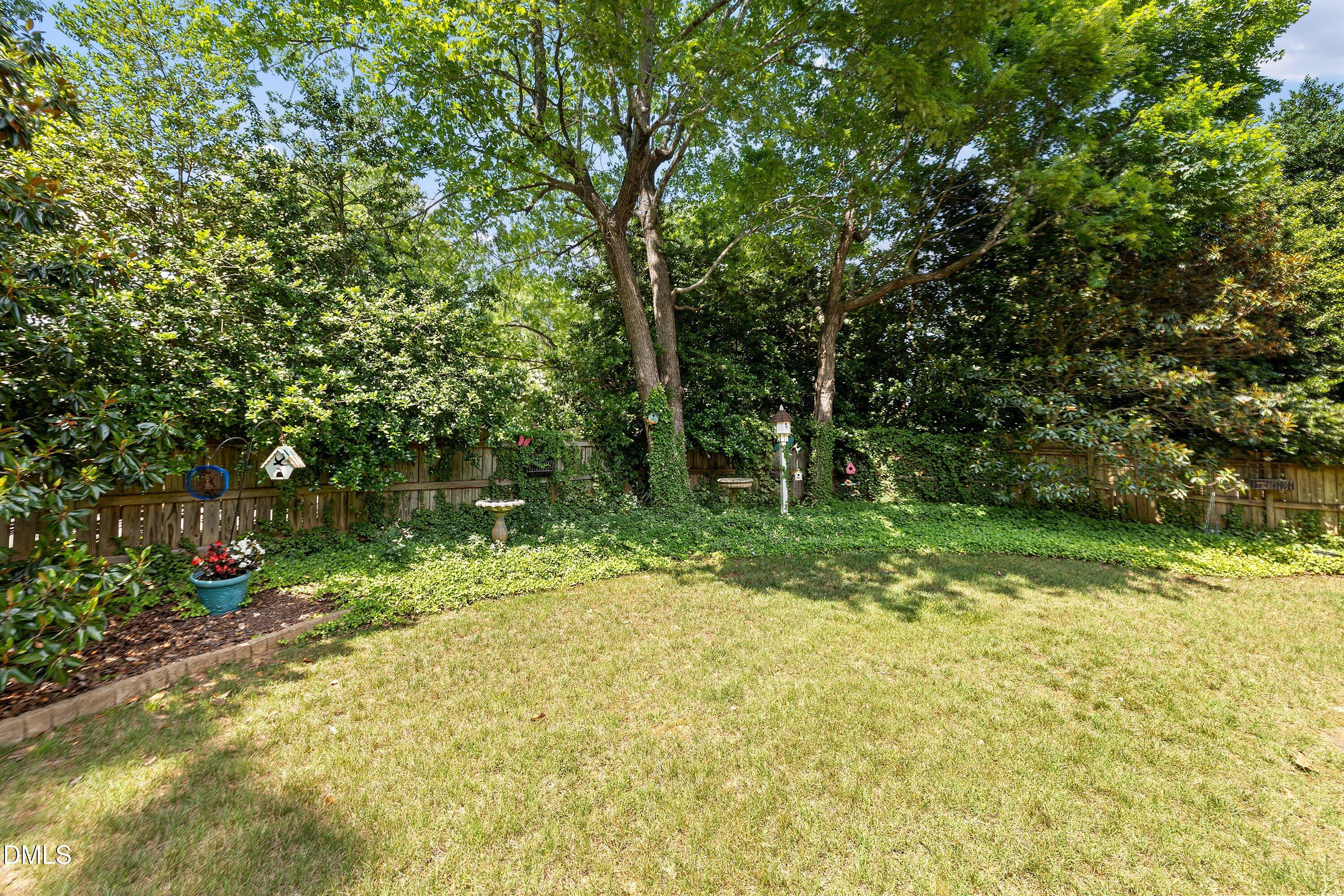 100 Marsden Court