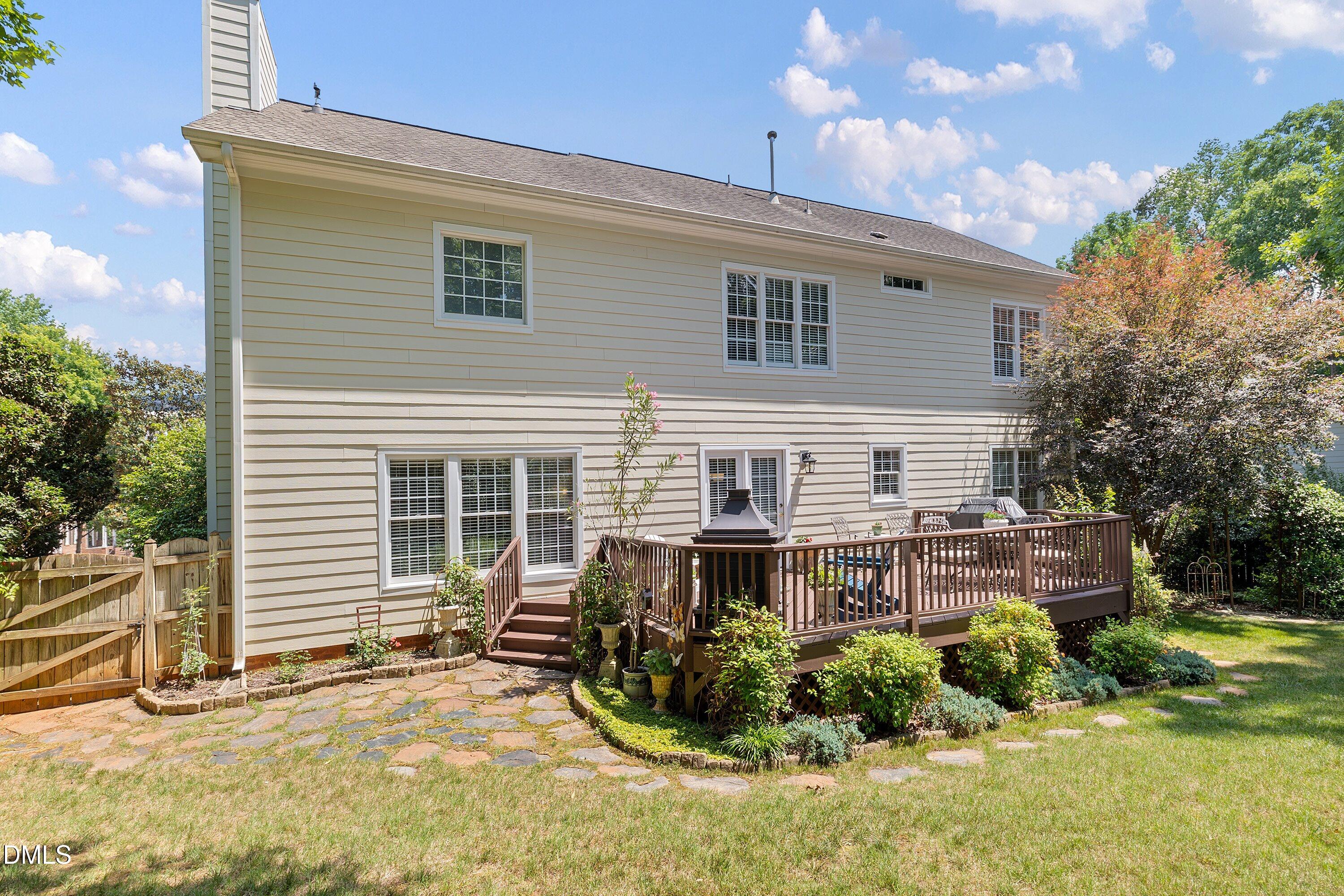 100 Marsden Court