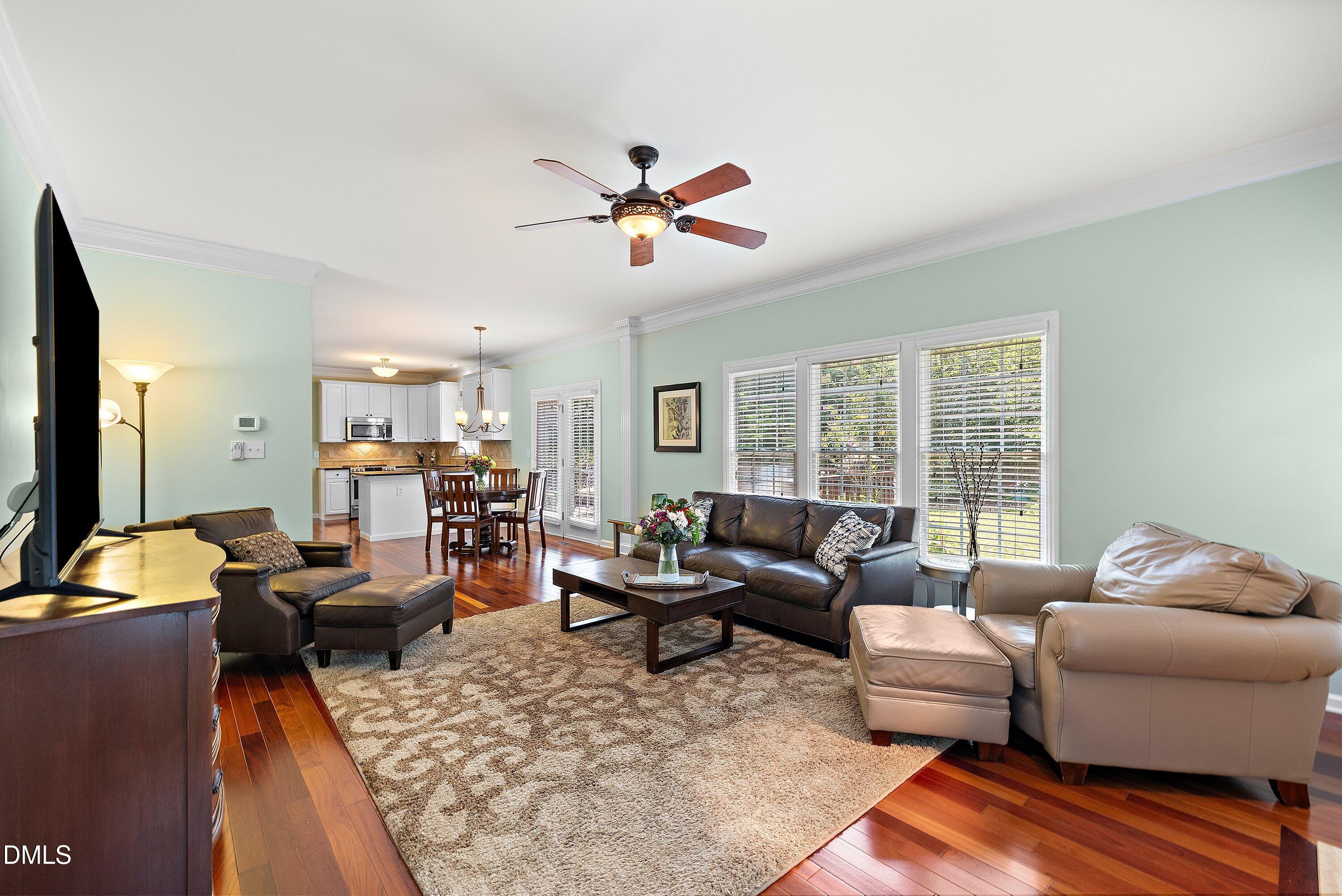 100 Marsden Court
