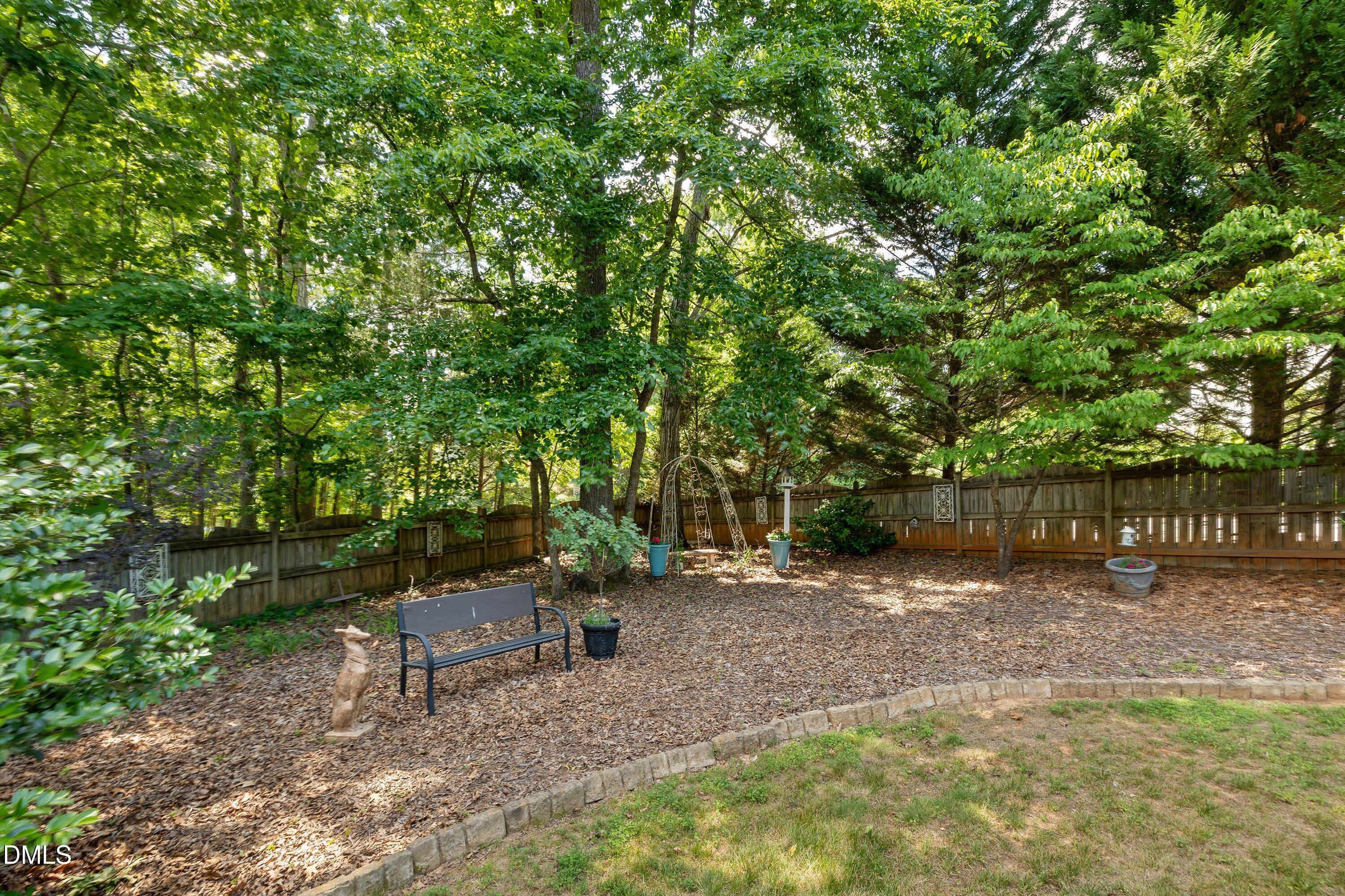 100 Marsden Court