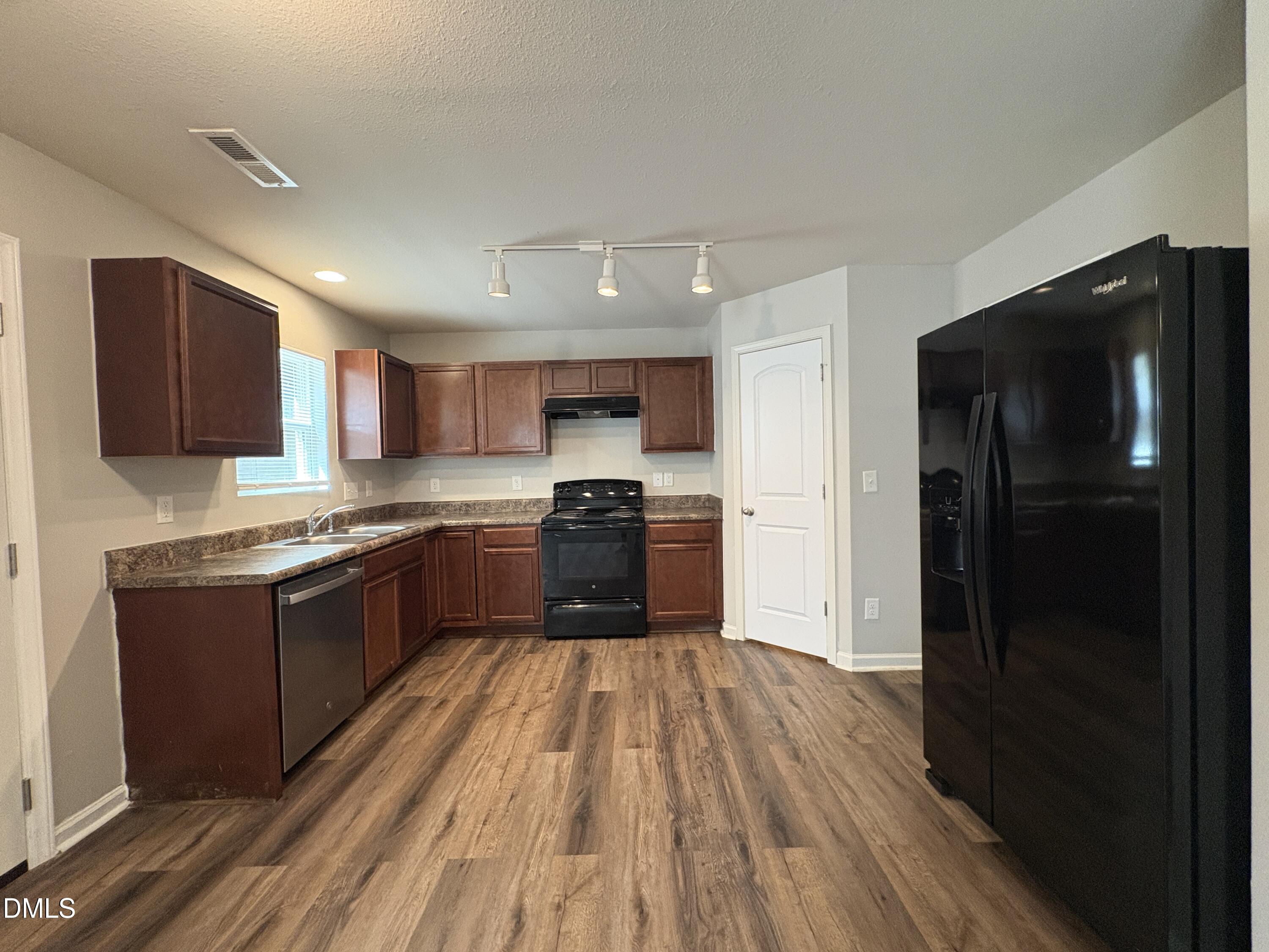 1412 Tamarino Drive