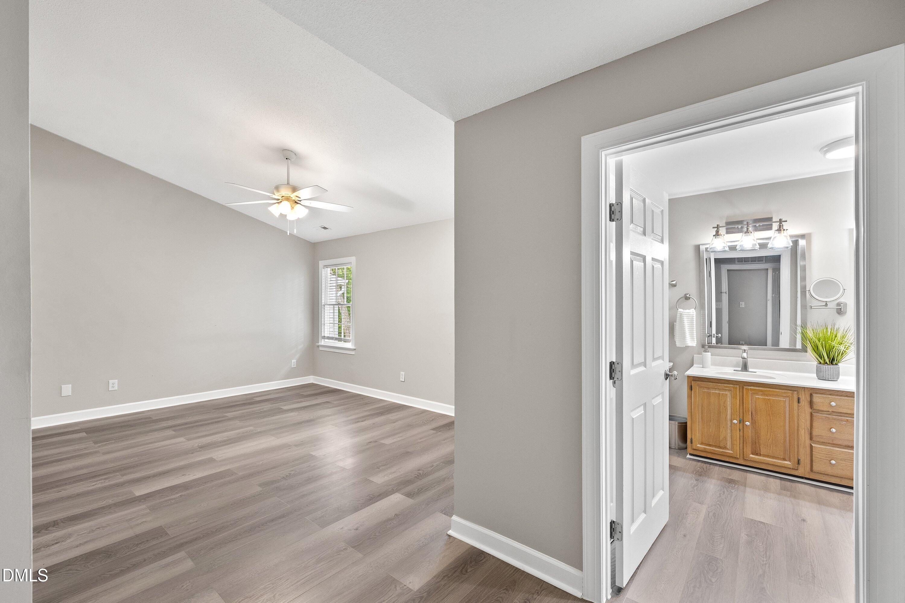 2713 Hiking Trail