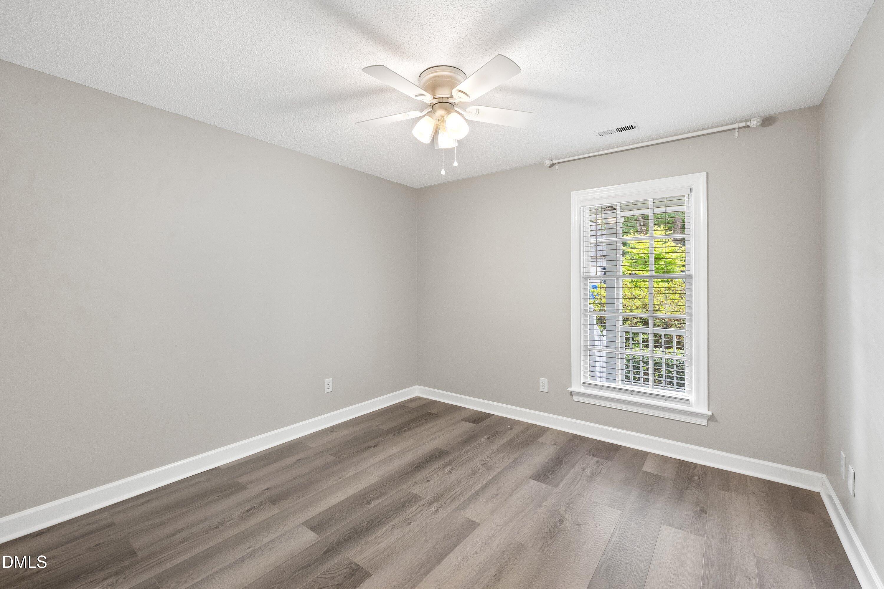 2713 Hiking Trail