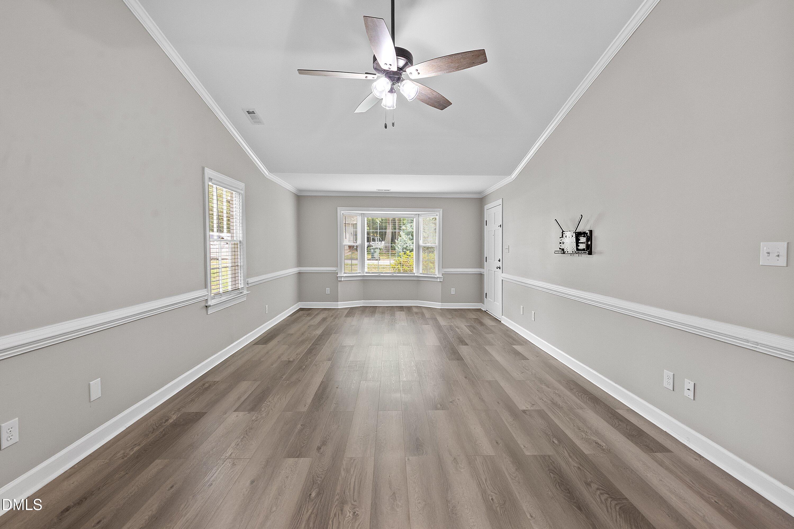 2713 Hiking Trail