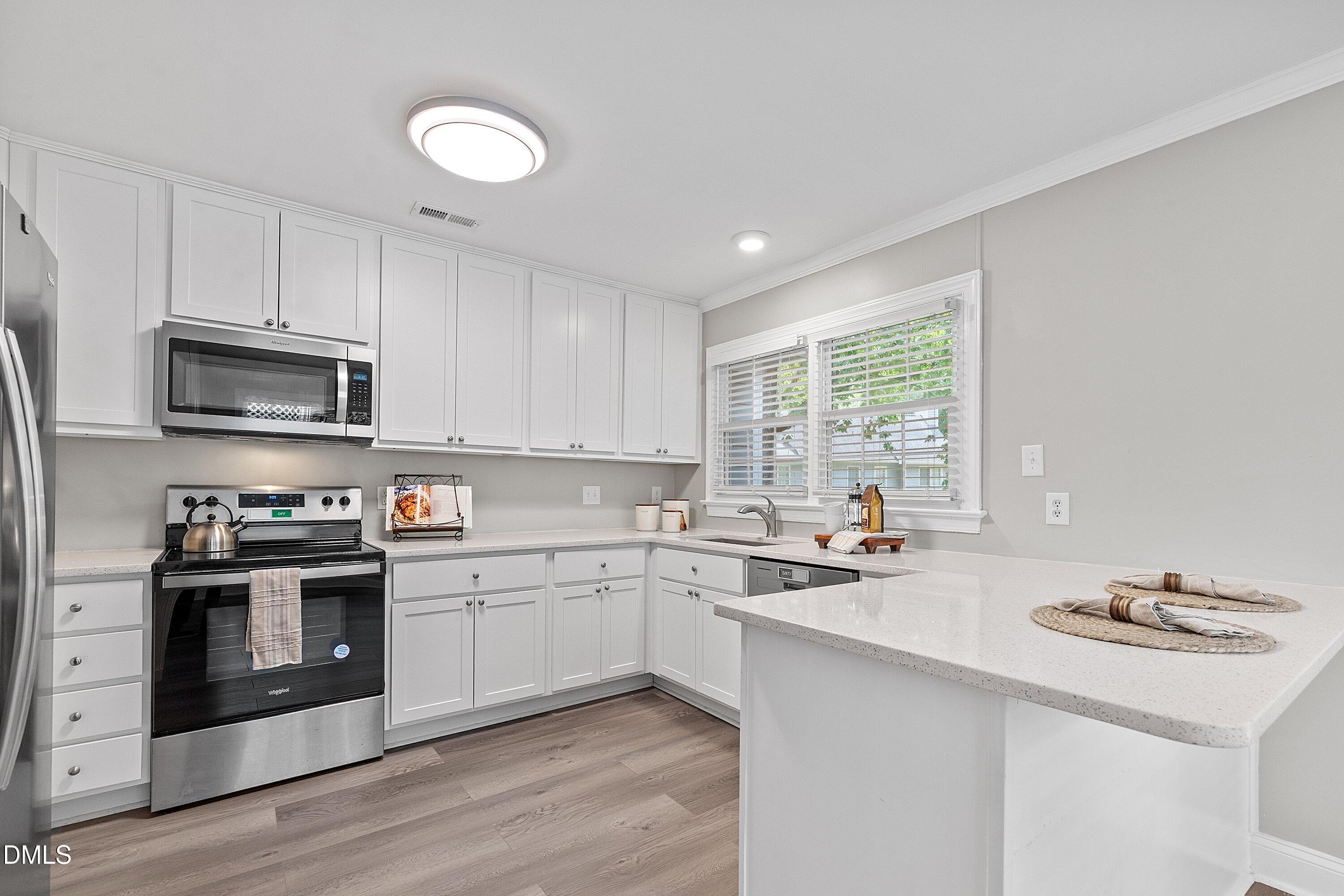 2713 Hiking Trail