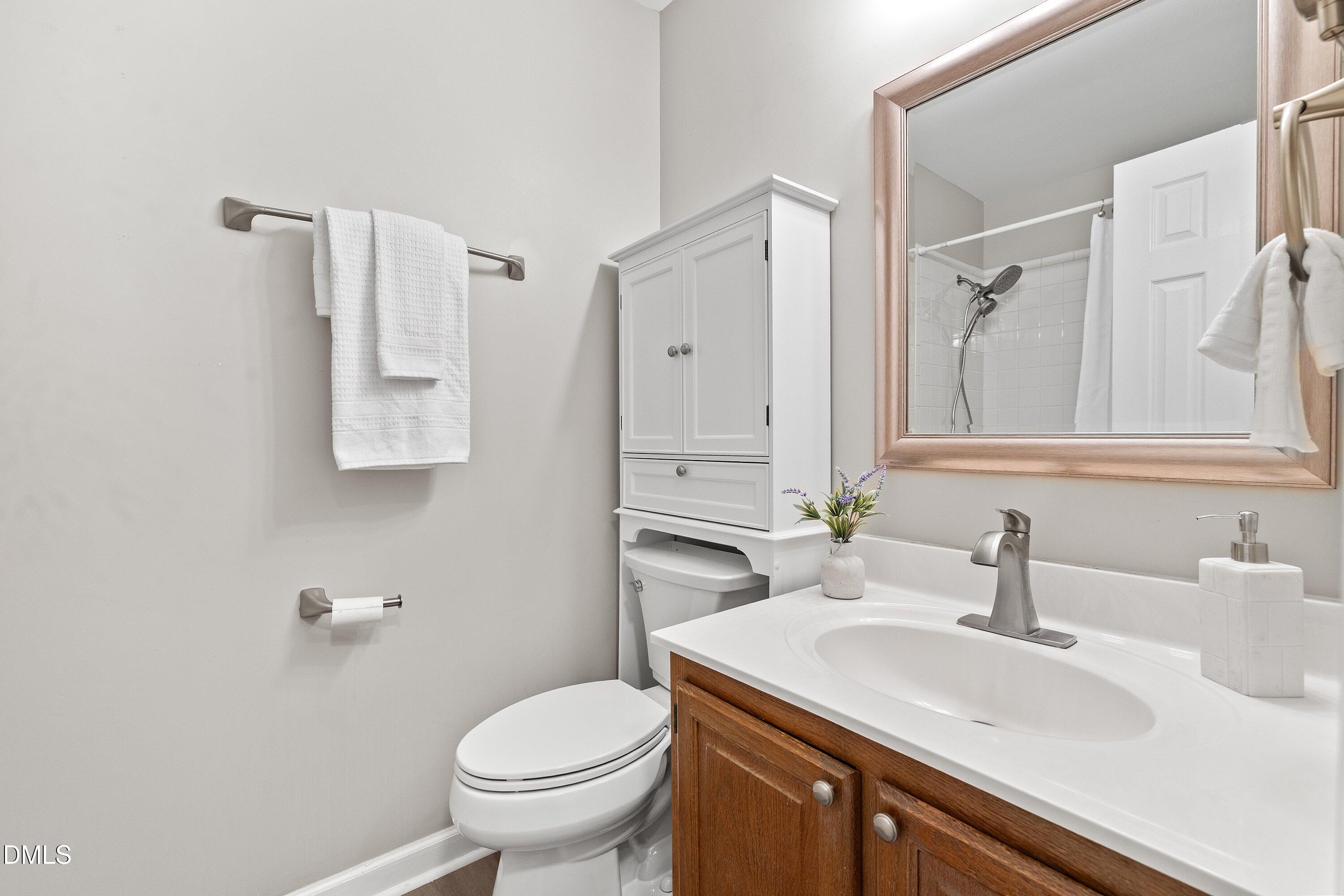 2713 Hiking Trail