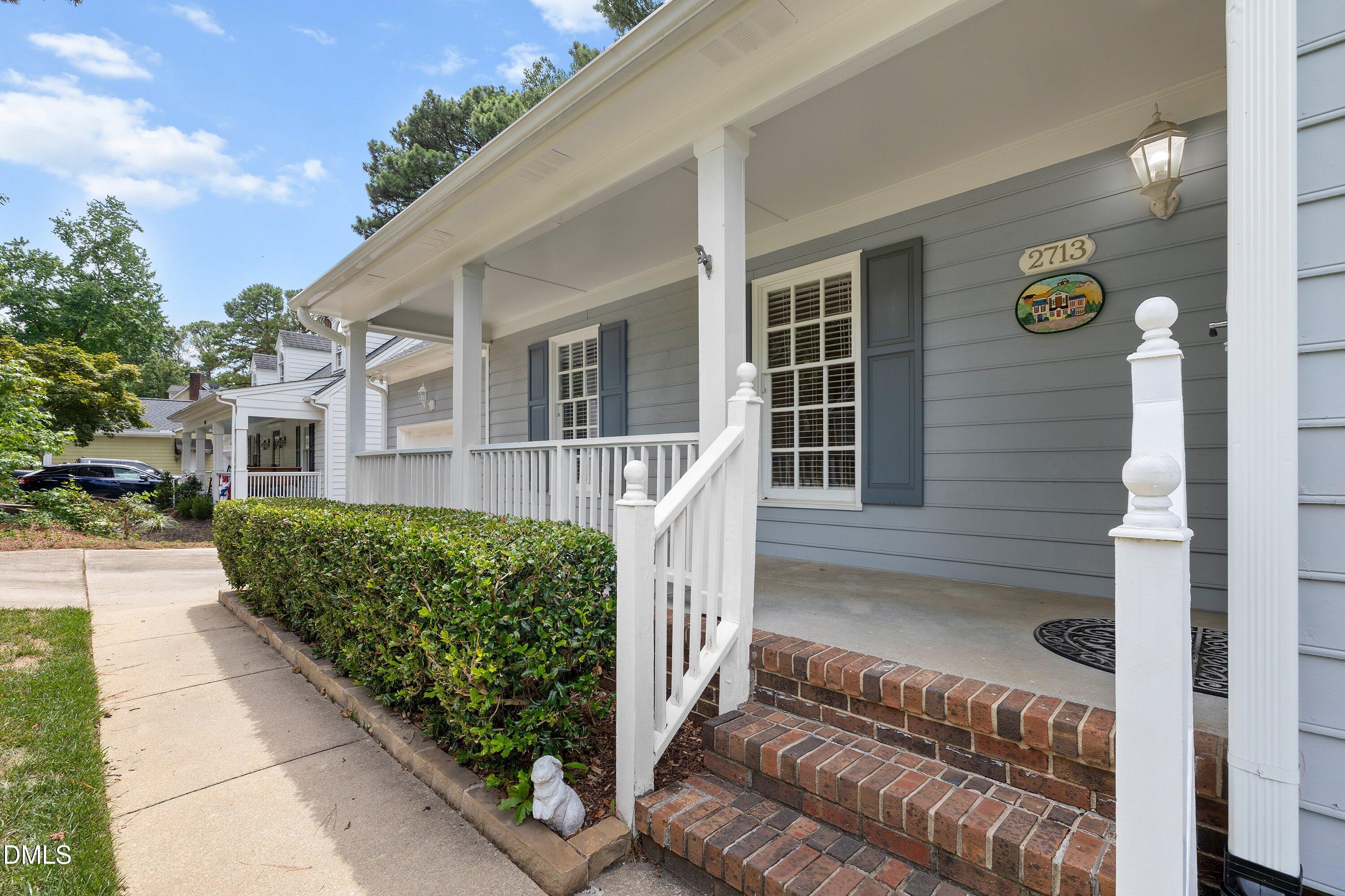 2713 Hiking Trail