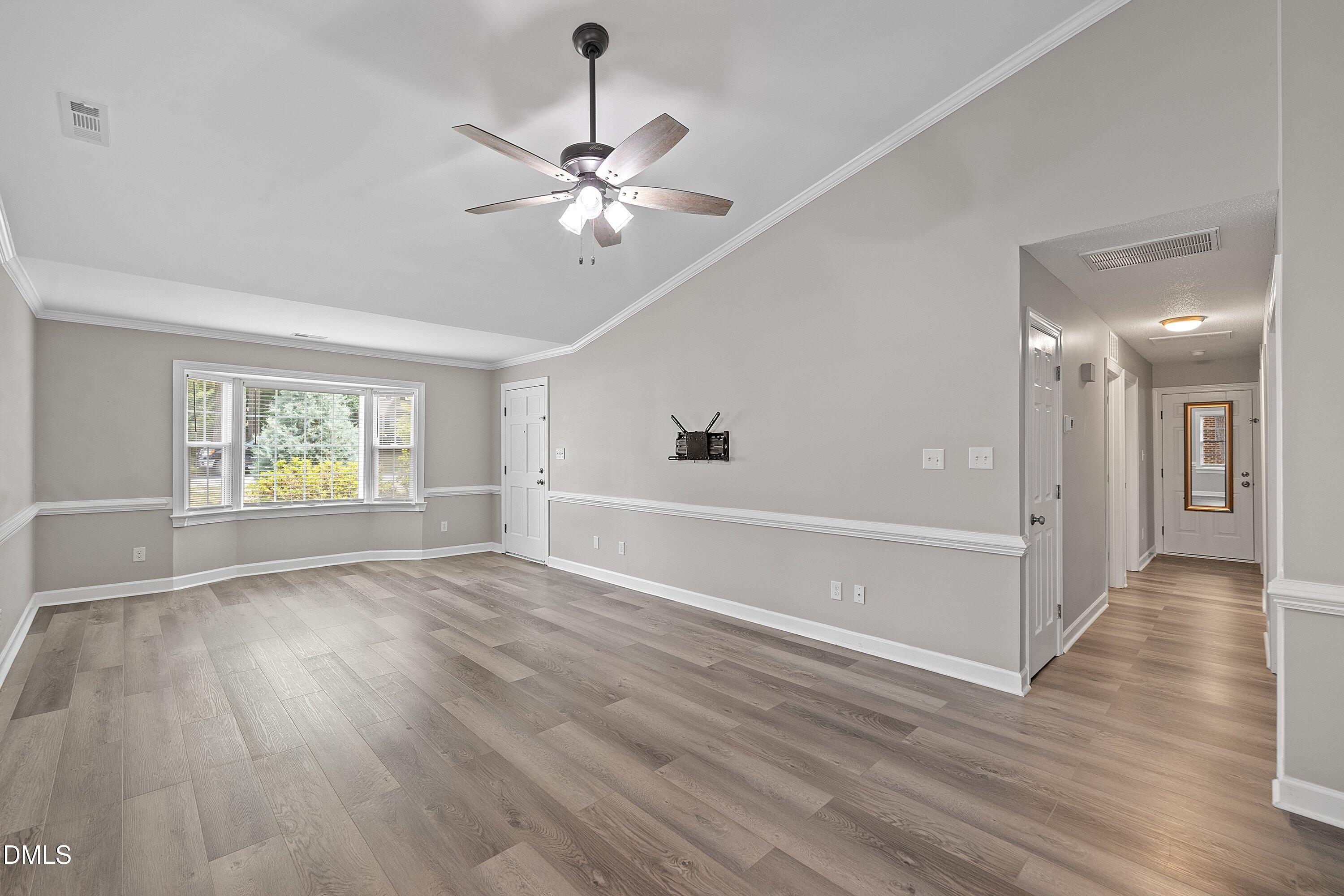 2713 Hiking Trail