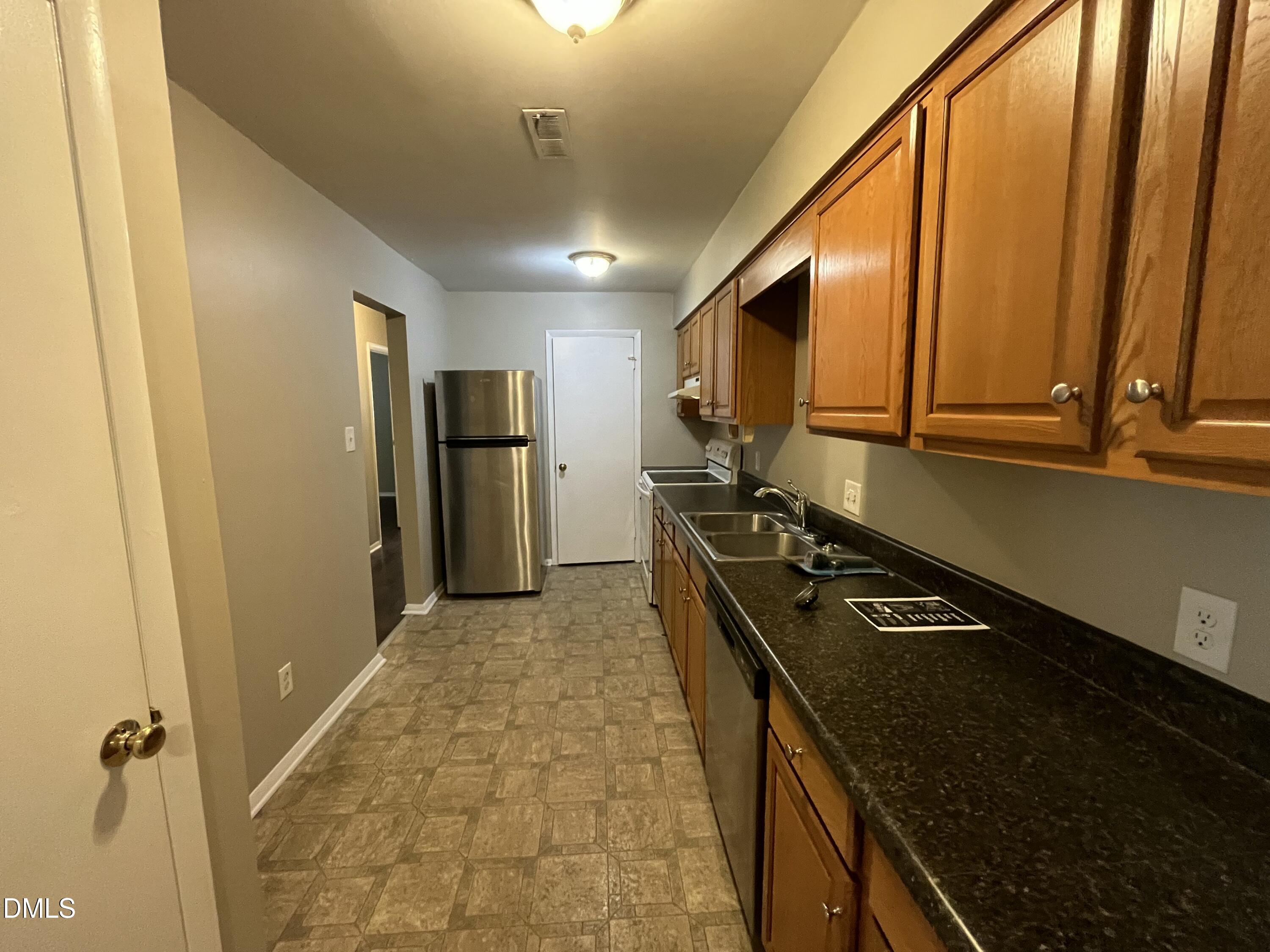 1022 Sandlin Place Apt J