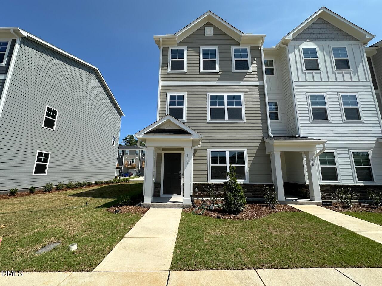 328 Carolina Spgs Boulevard