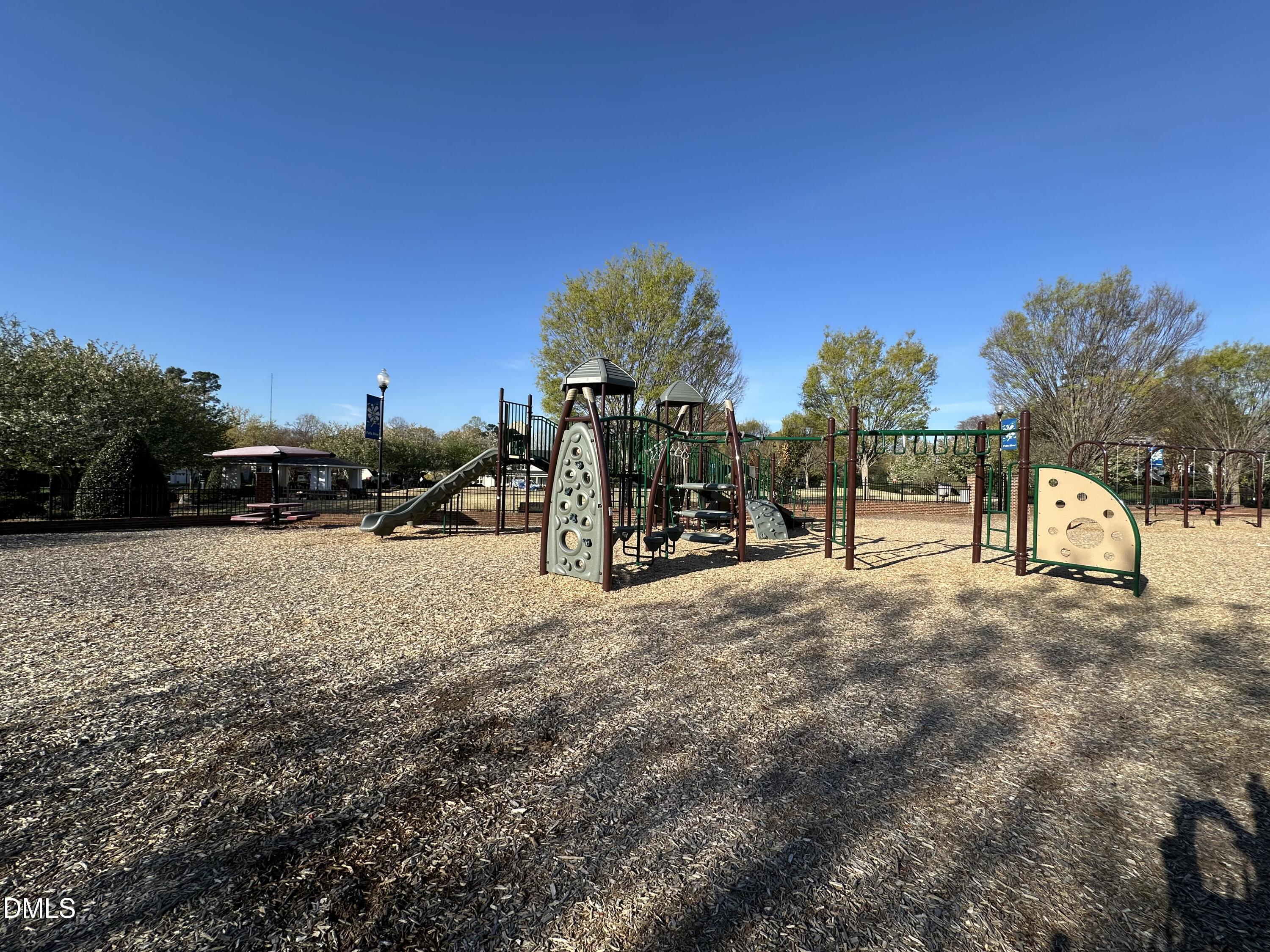 1612 Farmington Grove Drive
