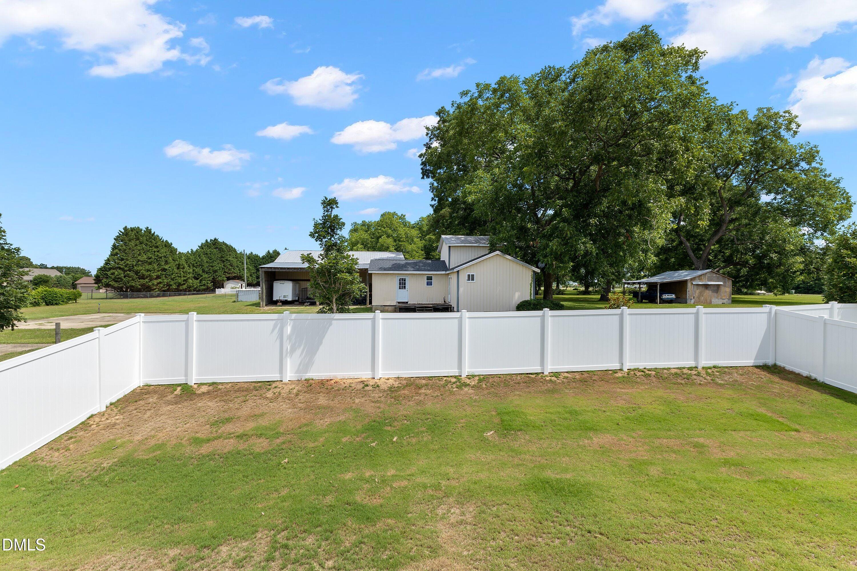 1520 Maelyn Way