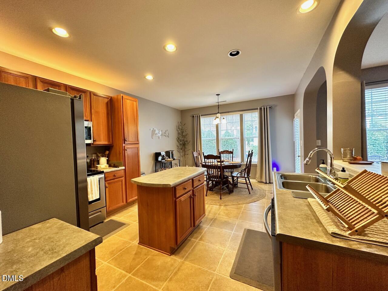 8400 Flat Keystone Drive