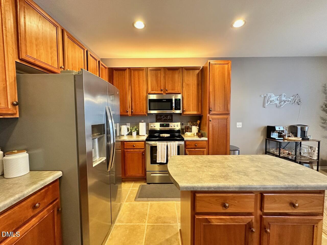8400 Flat Keystone Drive