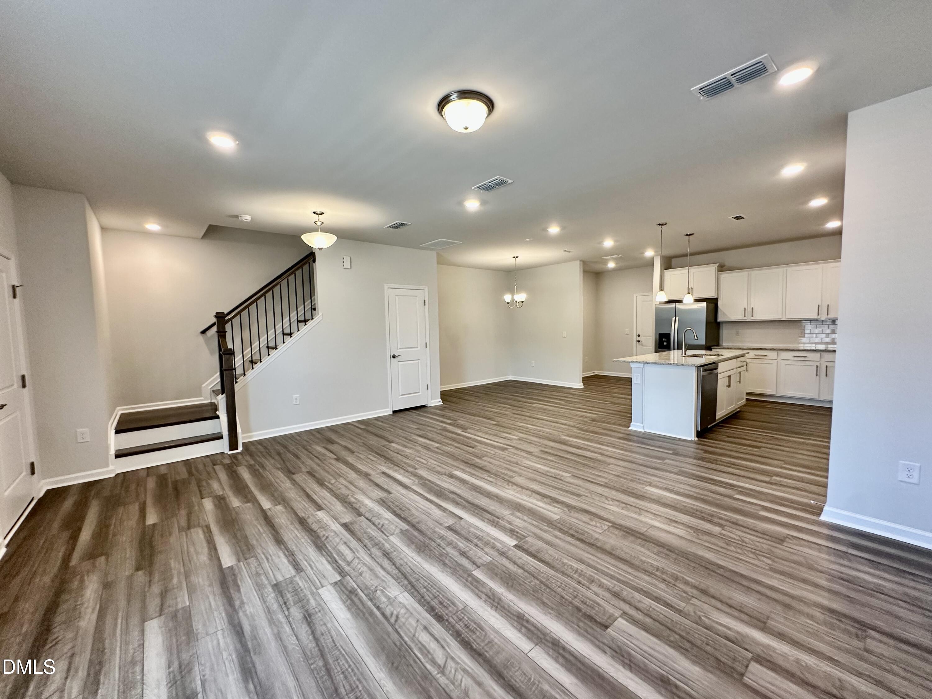 2933 Denson Road