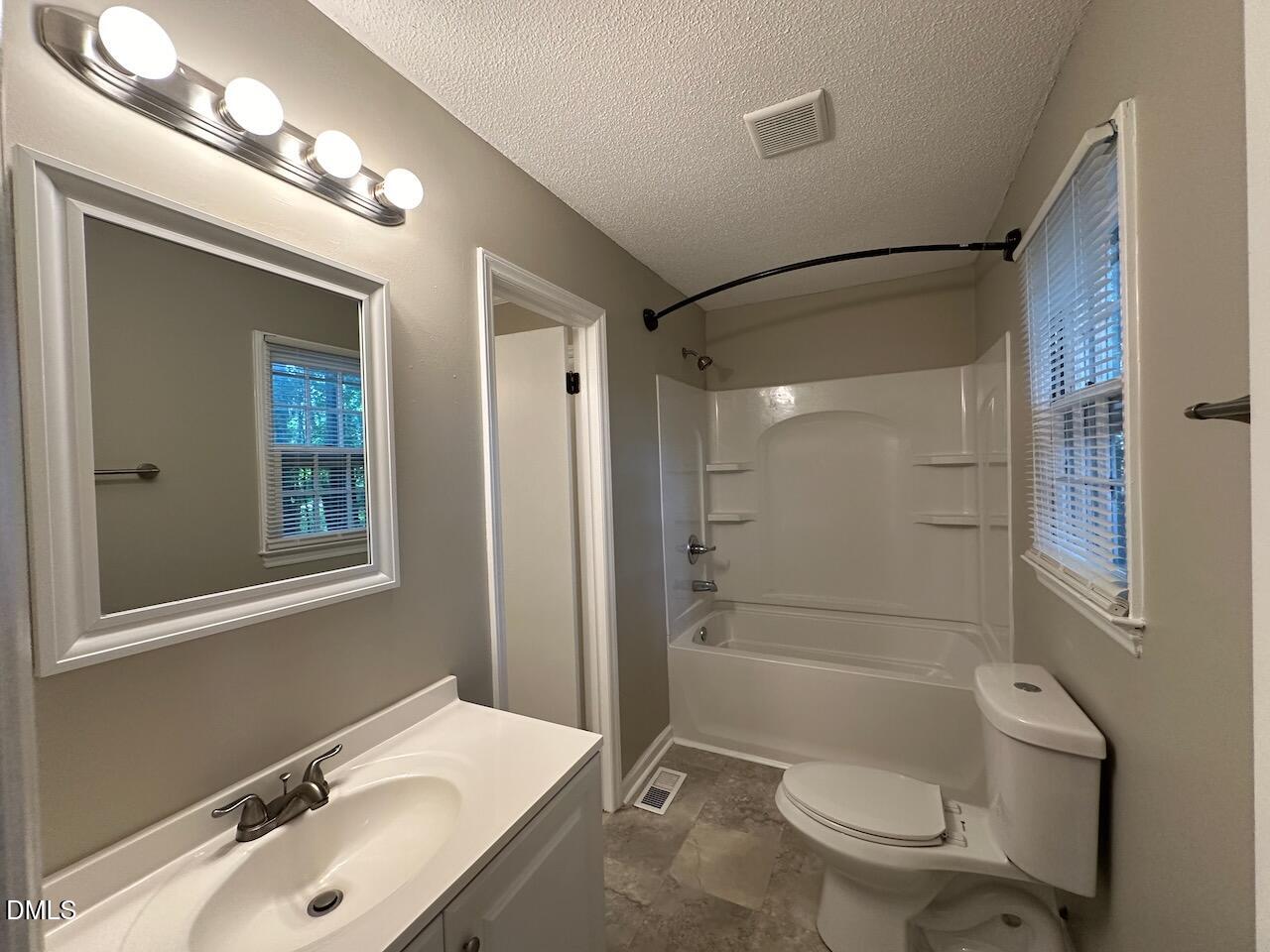 1505 Highland Trail