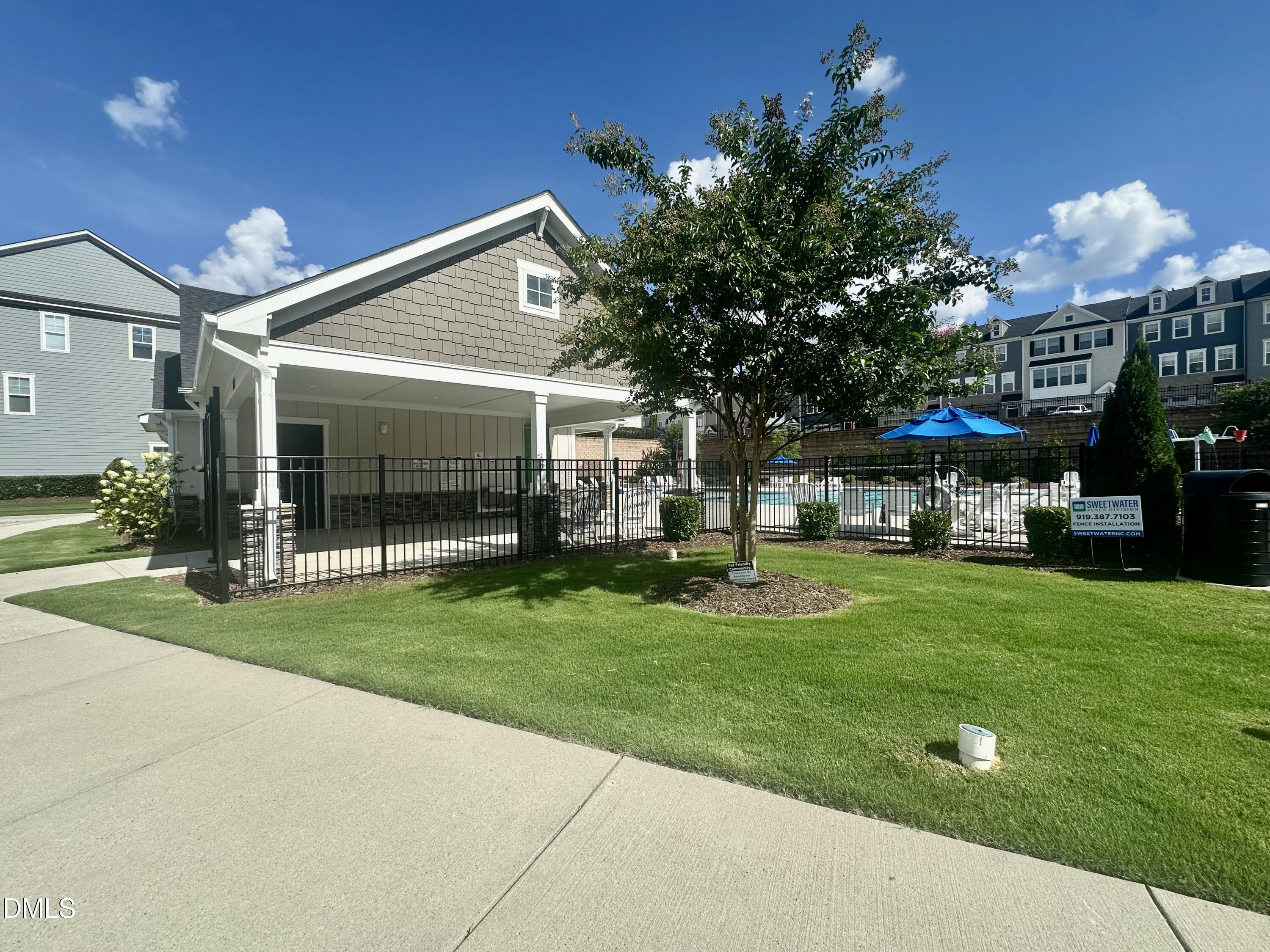 822 Richmont Grove Lane