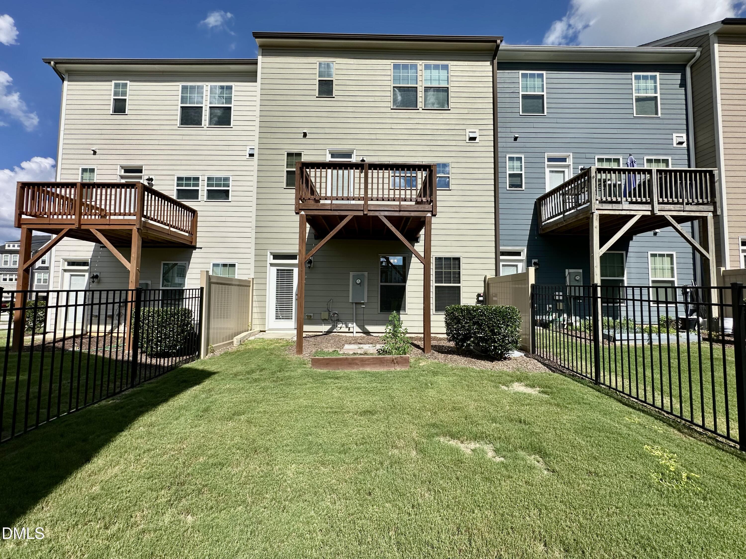 822 Richmont Grove Lane