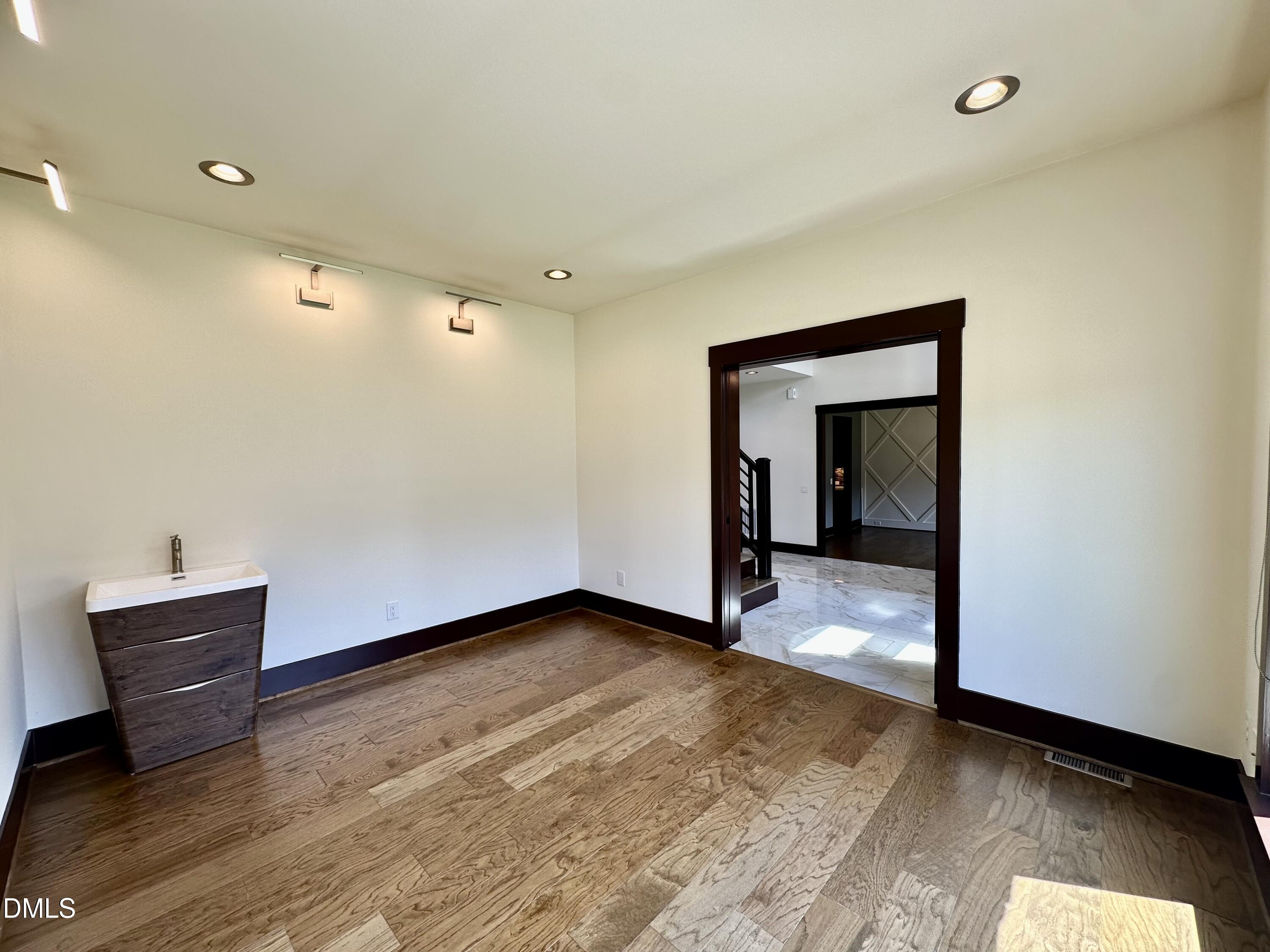 6540 Reserve Pine Drive