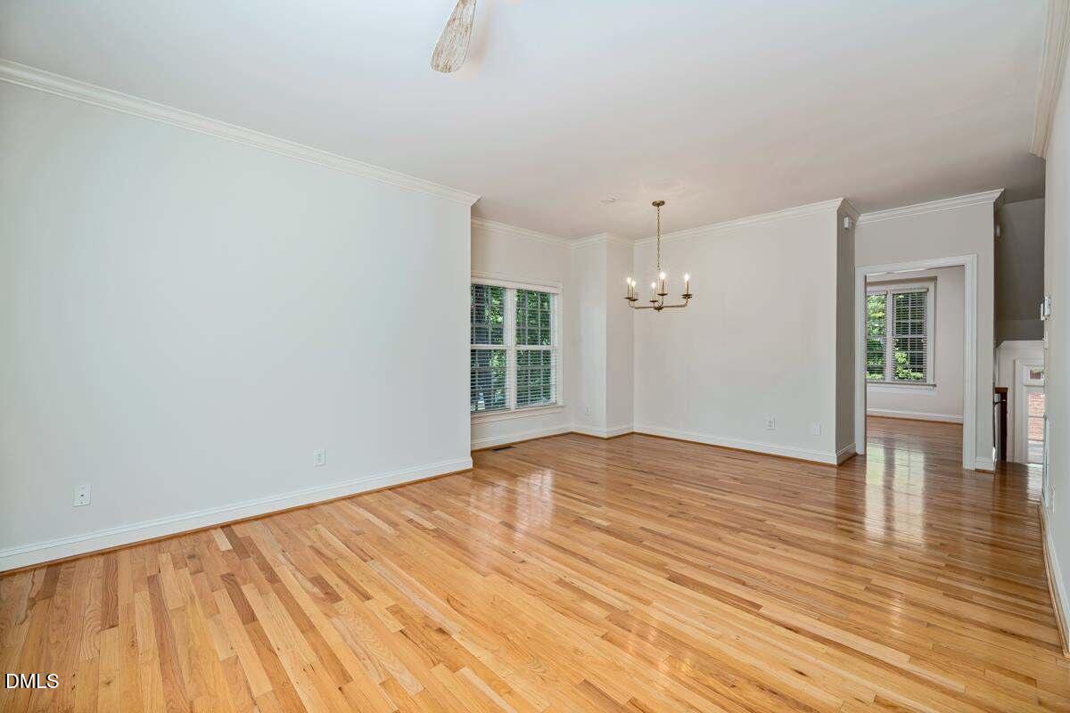 1300 Cameron View Court