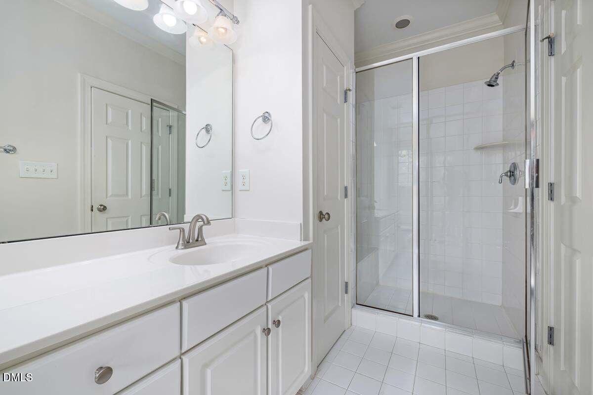 1300 Cameron View Court